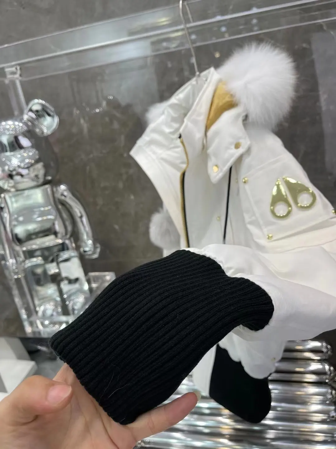Moose Knuckles Fur-Trimmed Down Bomber Jacket D65022226 — view 6