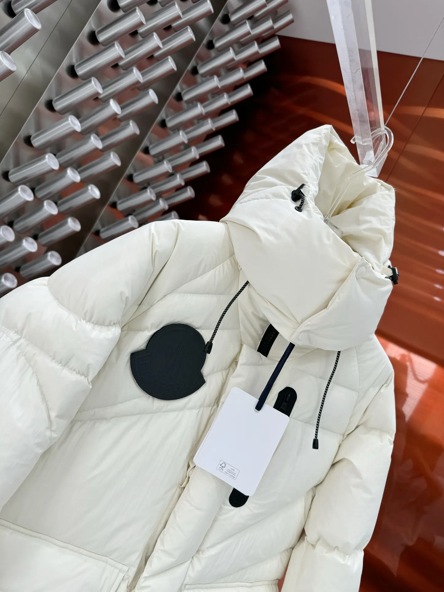 Hooded Down-Filled Puffer Jacket D65022174 — view 5