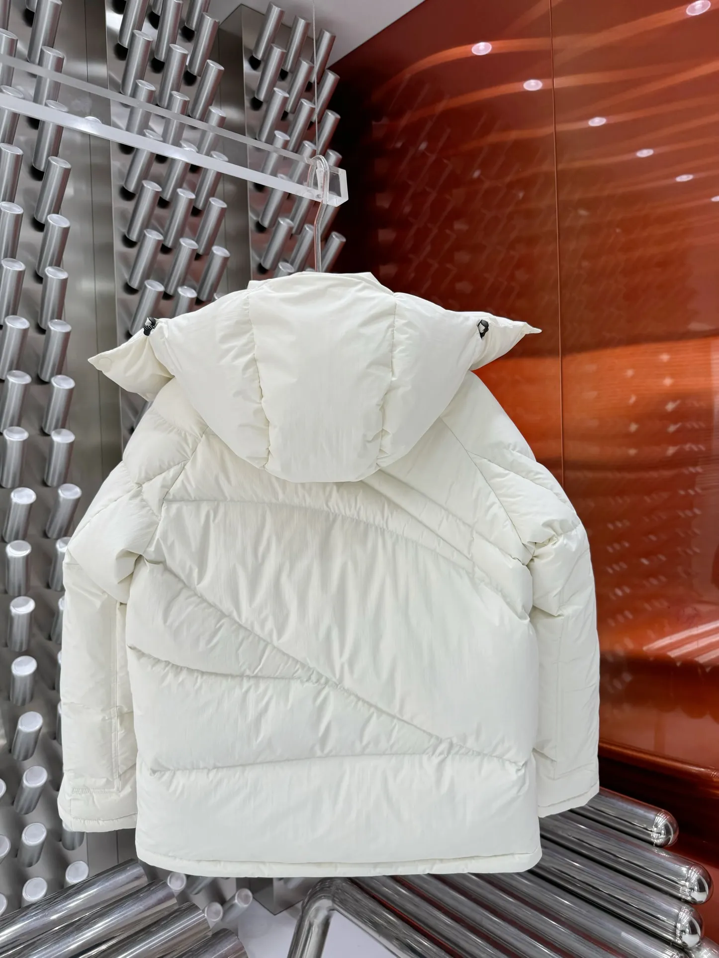Hooded Down-Filled Puffer Jacket D65022174 — view 9
