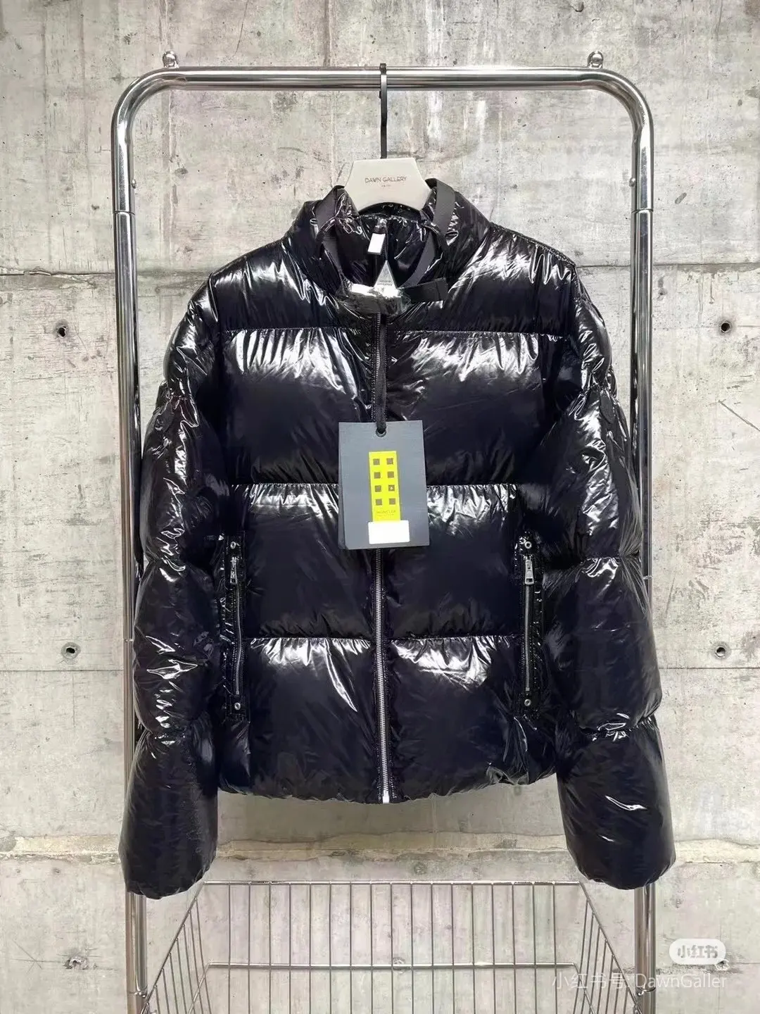 Moncler x 1017 ALYX 9SM Glossy Down Jacket D70022209