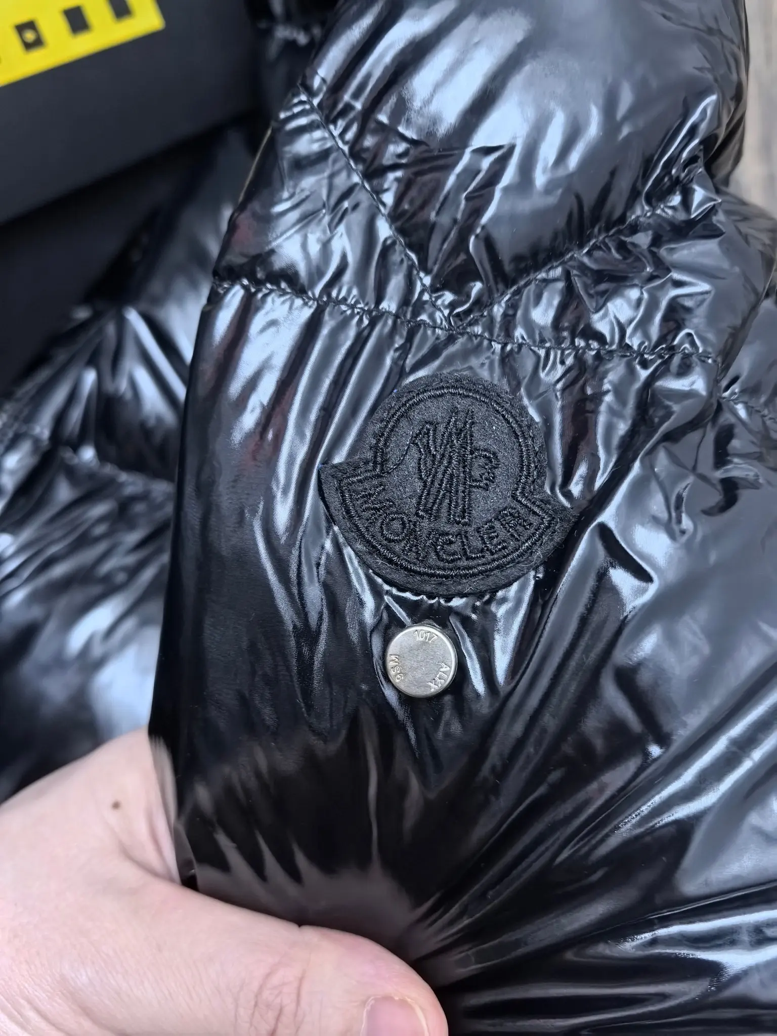 Moncler x 1017 ALYX 9SM Glossy Down Jacket D70022209 — view 6