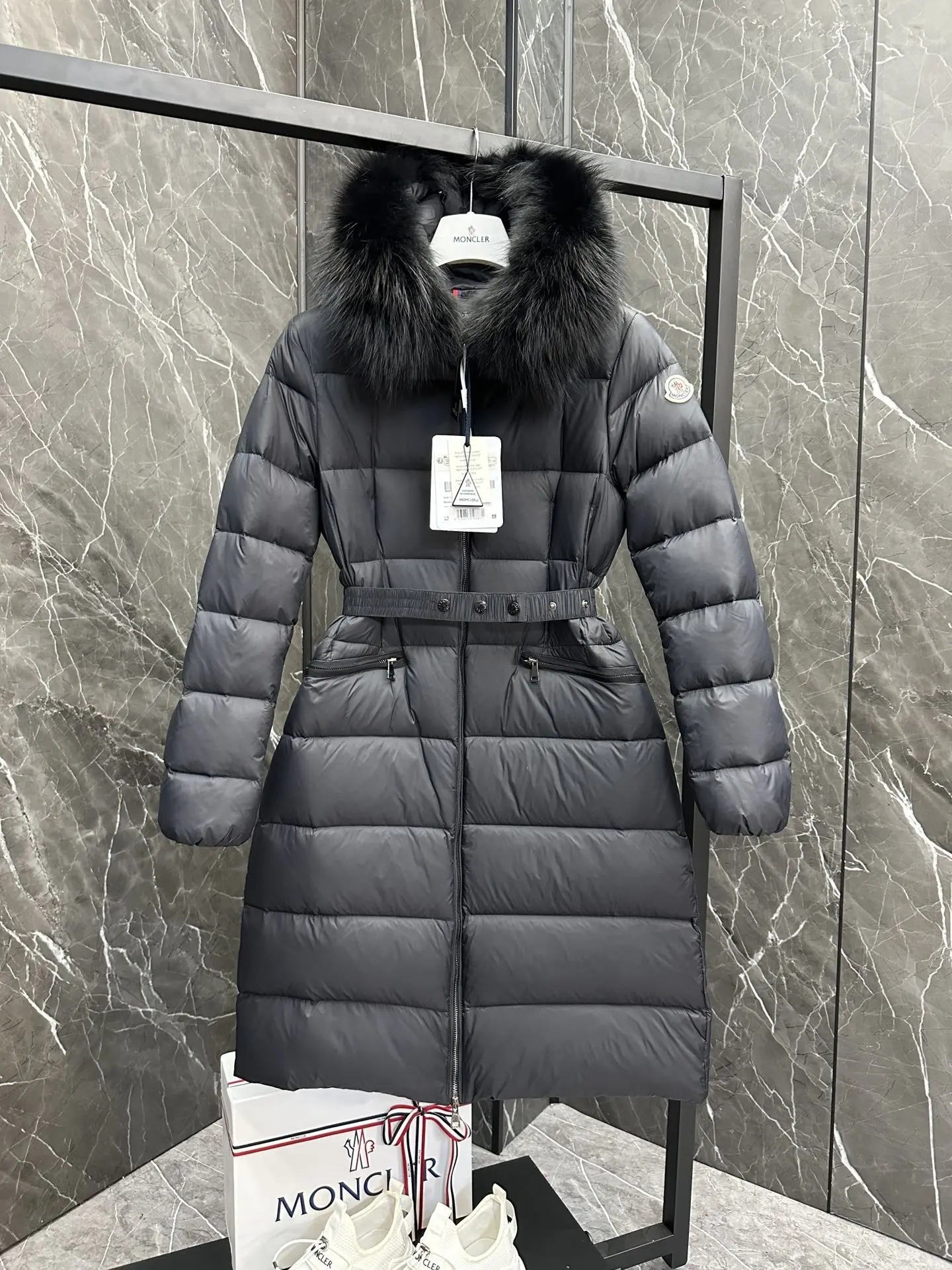 Boed Fur-Trimmed Belted Down Coat D70022191 — view 4