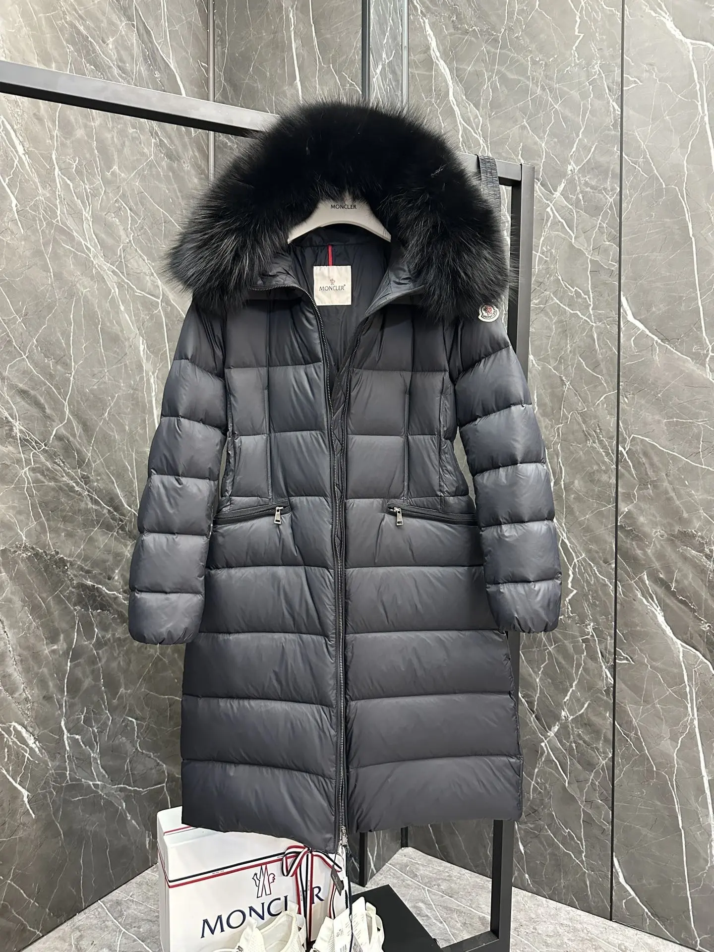 Boed Fur-Trimmed Belted Down Coat D70022191 — view 6