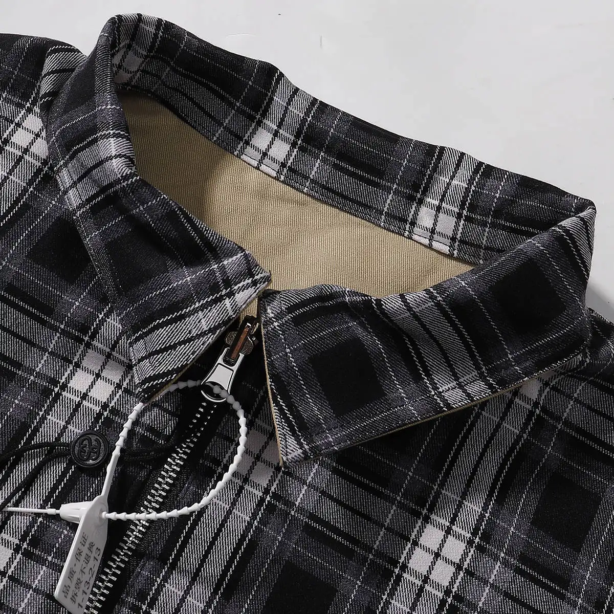 Reversible Plaid and Solid Zip-Up Jacket D13516060 — view 8