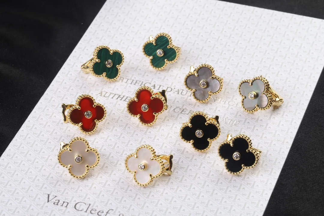 Alhambra-Style Clover Stud Earrings (Sterling Silver) D32016934
