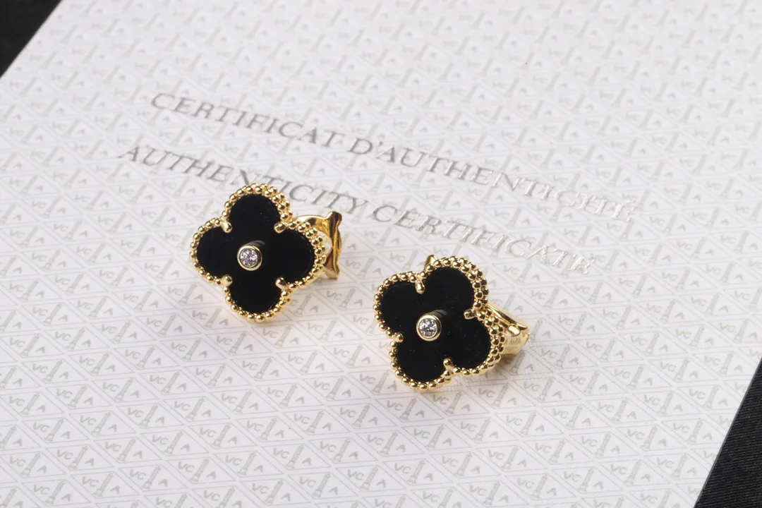 Alhambra-Style Clover Stud Earrings (Sterling Silver) D32016934 — view 3