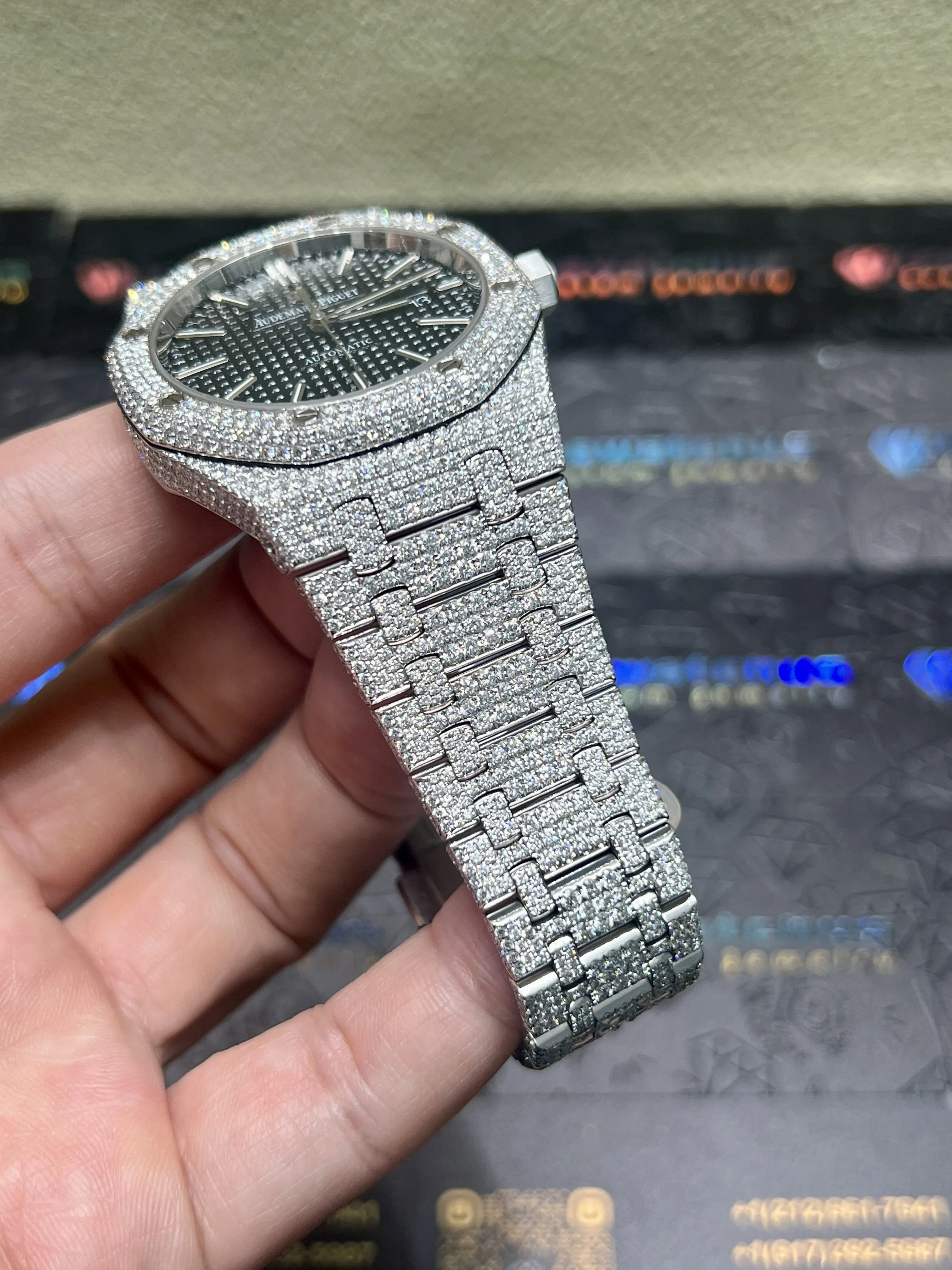 Audemars Piguet Royal Oak-Style Iced-Out Black Dial Watch D1147519404 — view 8