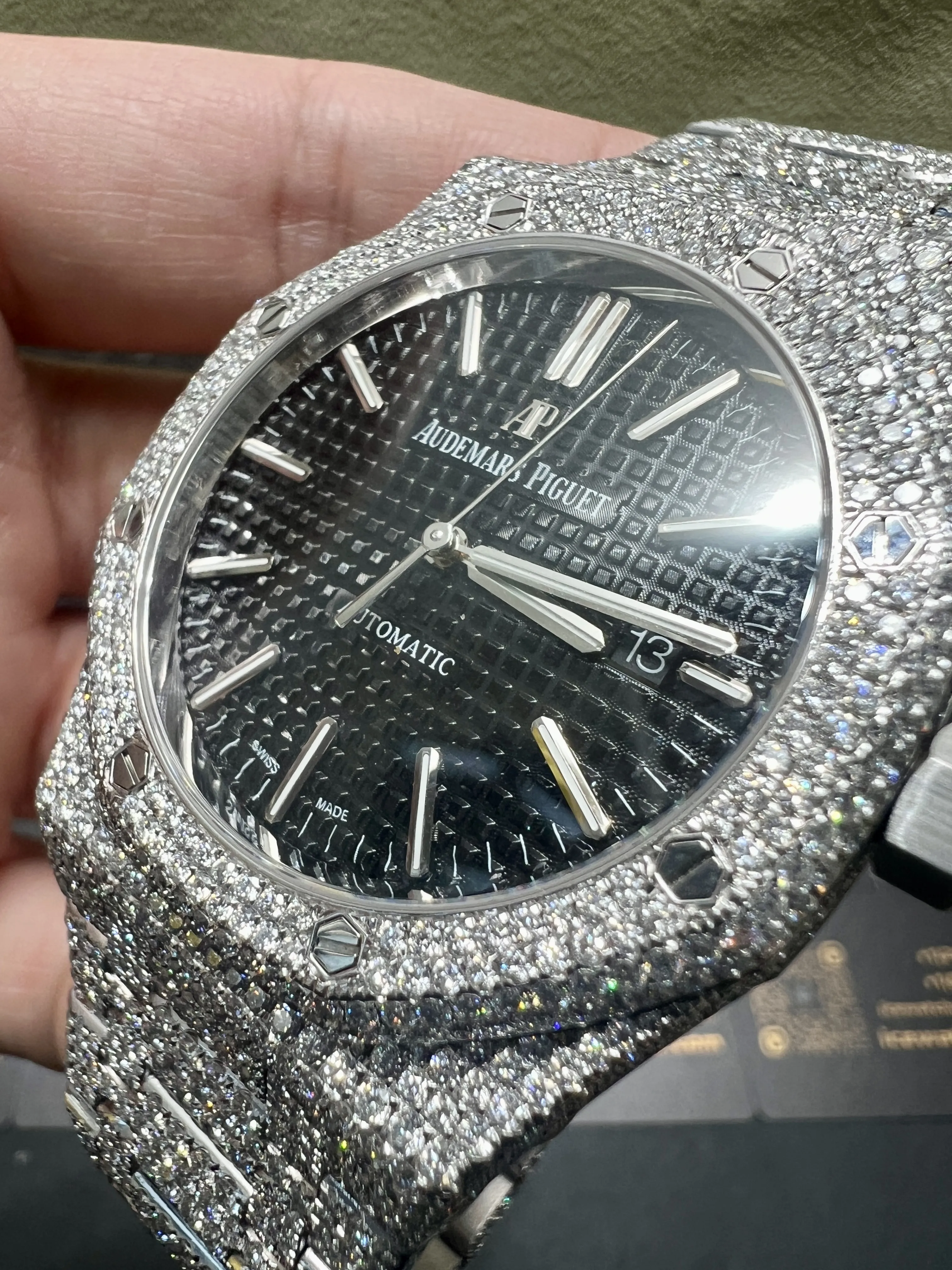 Audemars Piguet Royal Oak-Style Iced-Out Black Dial Watch D1147519404 — view 11