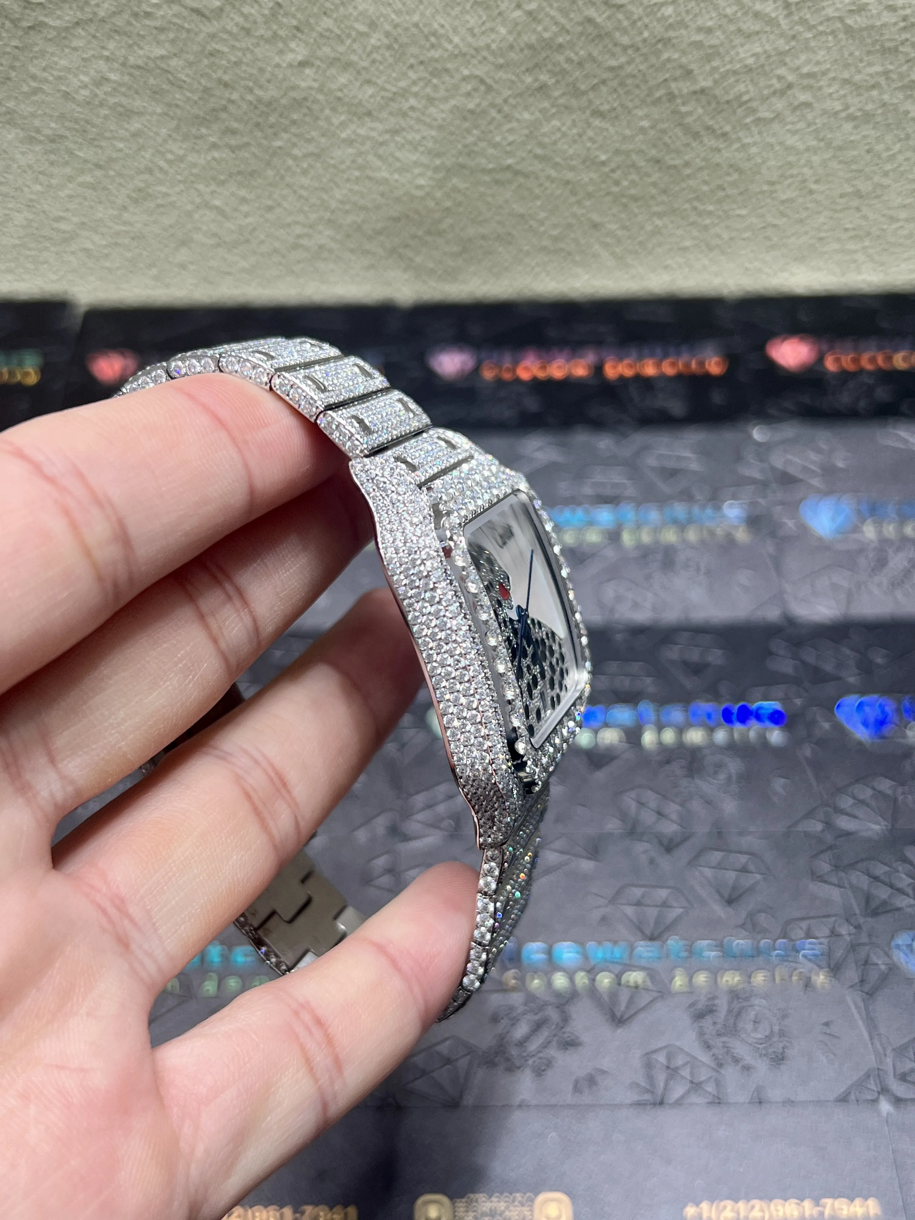 Cartier Santos-Style Iced-Out Panther Motif Watch D1147519405 — view 4