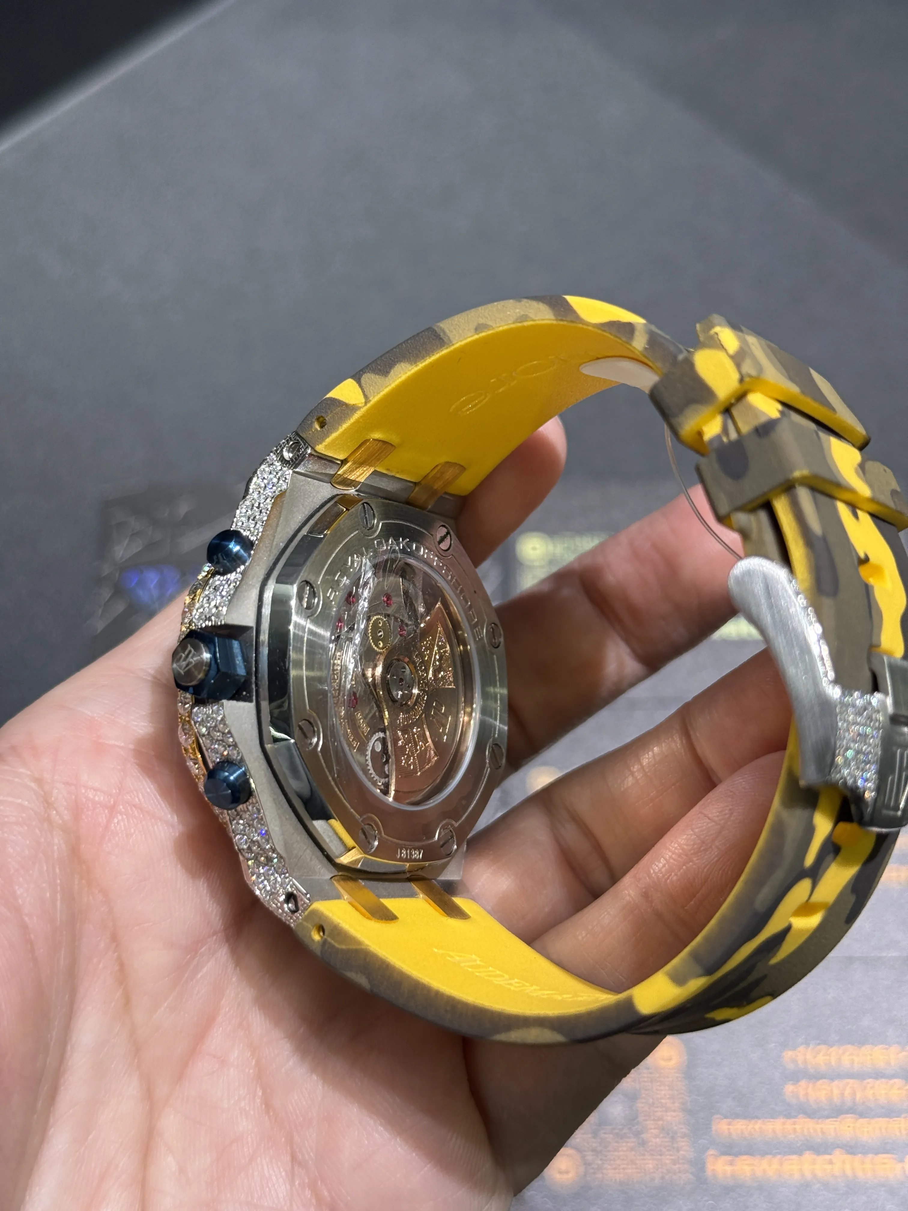 Audemars Piguet Royal Oak Offshore-Style Iced-Out Camo Strap Watch D911319411 — view 7