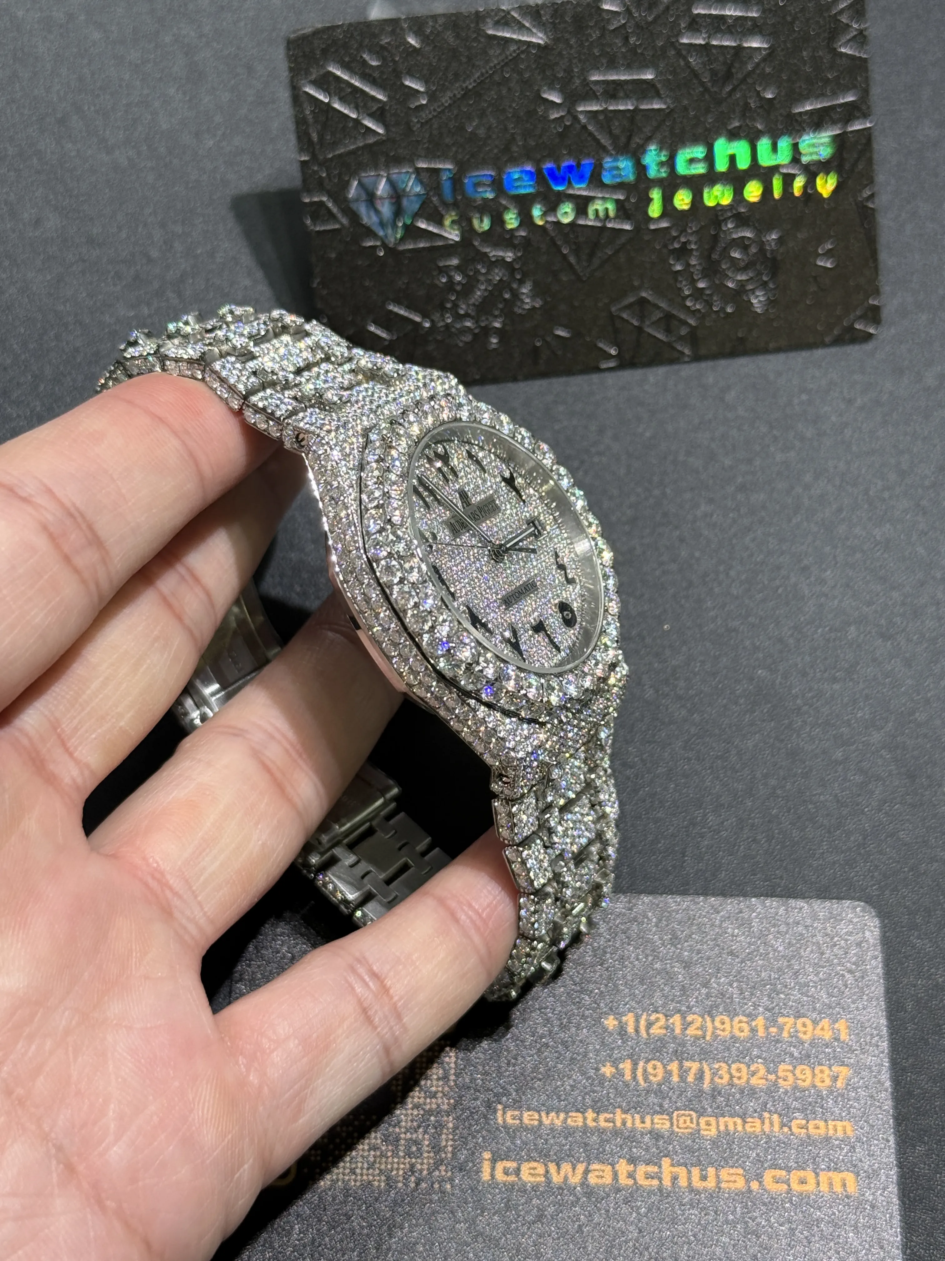 Audemars Piguet Royal Oak-Style Iced-Out Raised-Bezel Silver Watch D1215019415 — view 3