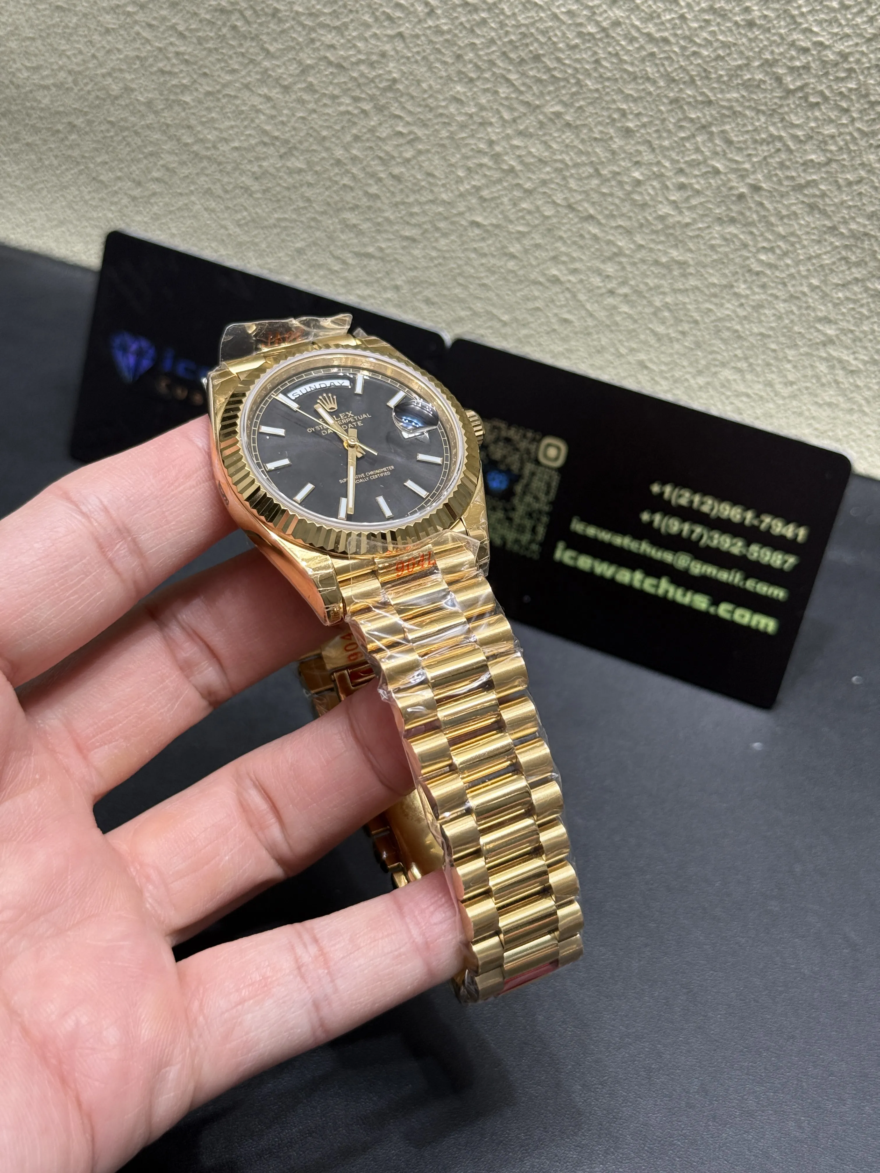 Rolex Day-Date 40-Style Gold-Tone Black Dial Watch D391519419 — view 9