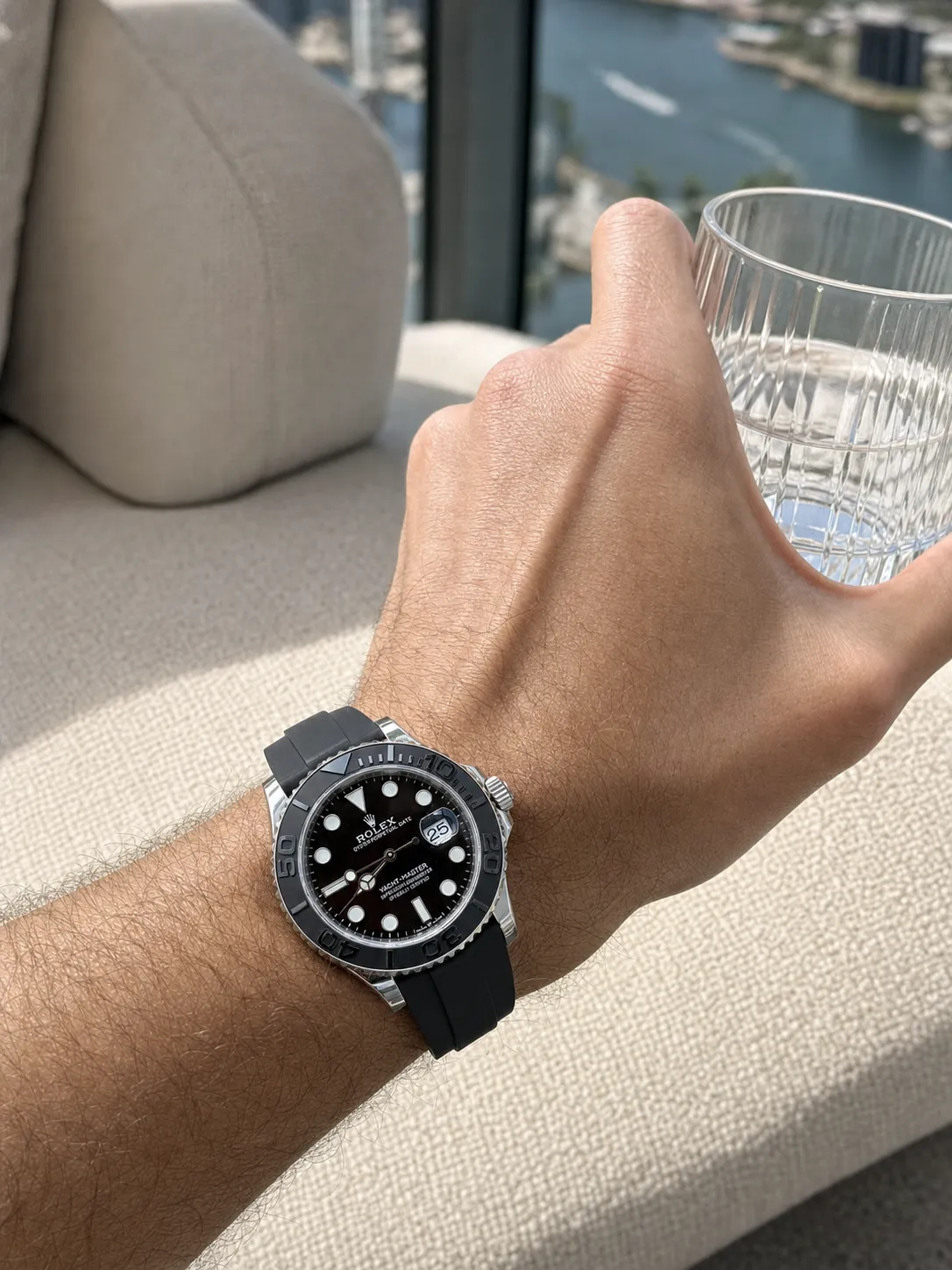 Rolex Yacht-Master 42-Style Black Bezel Rubber Strap Watch D506319423