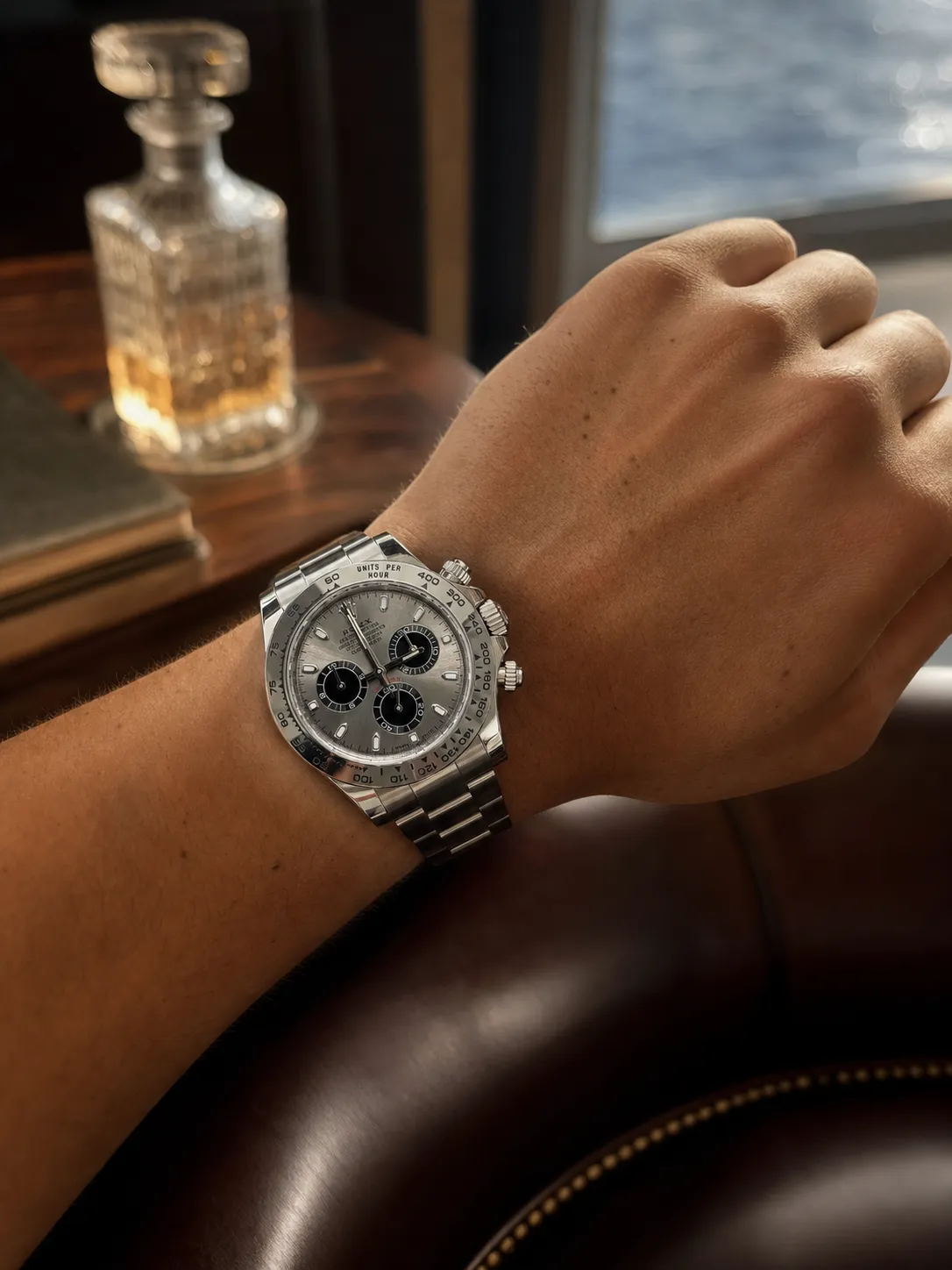 Rolex Daytona-Style Silver Grey Black Dial Chronograph Watch D594019430