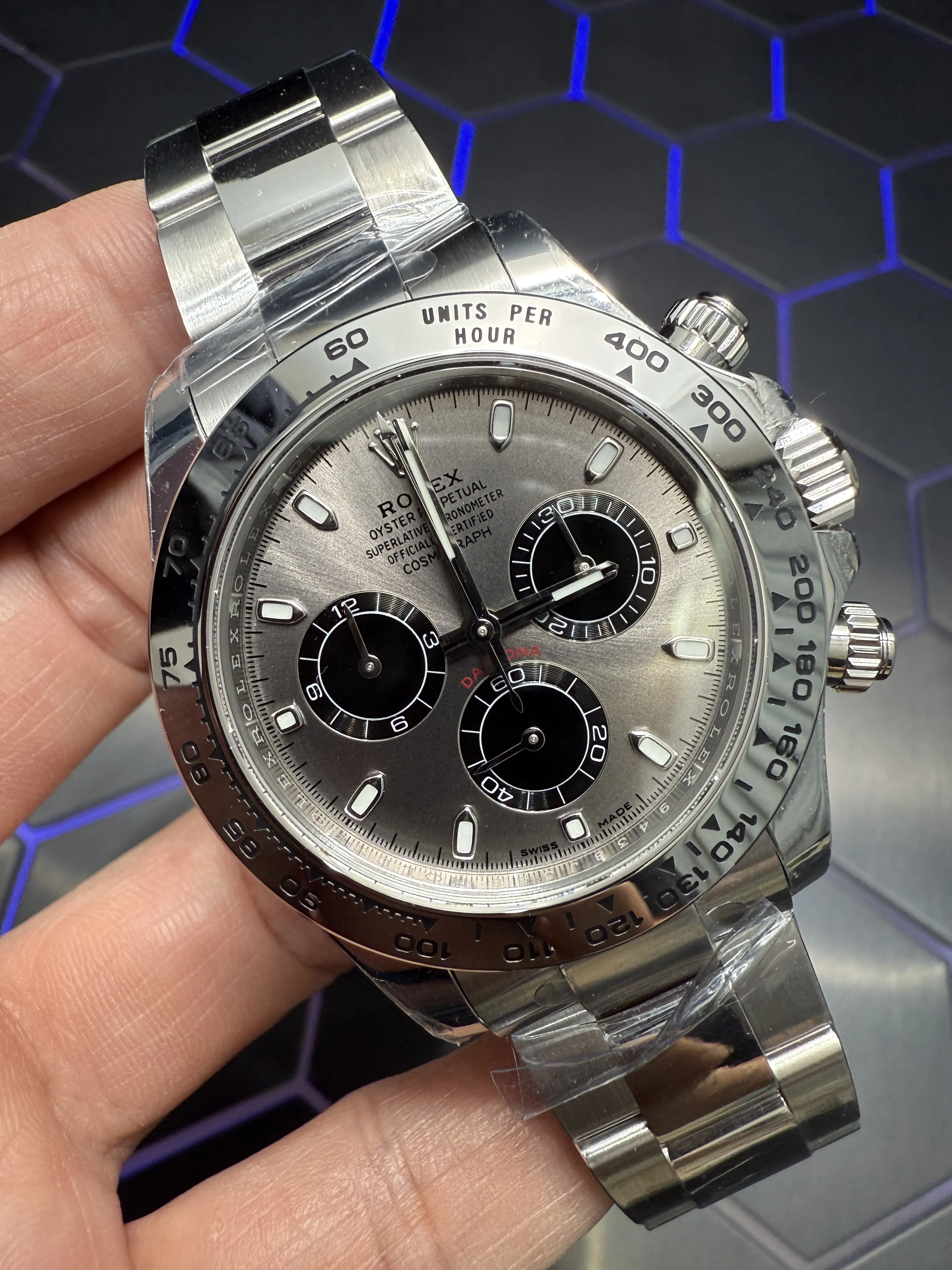 Rolex Daytona-Style Silver Grey Black Dial Chronograph Watch D594019430 — view 9