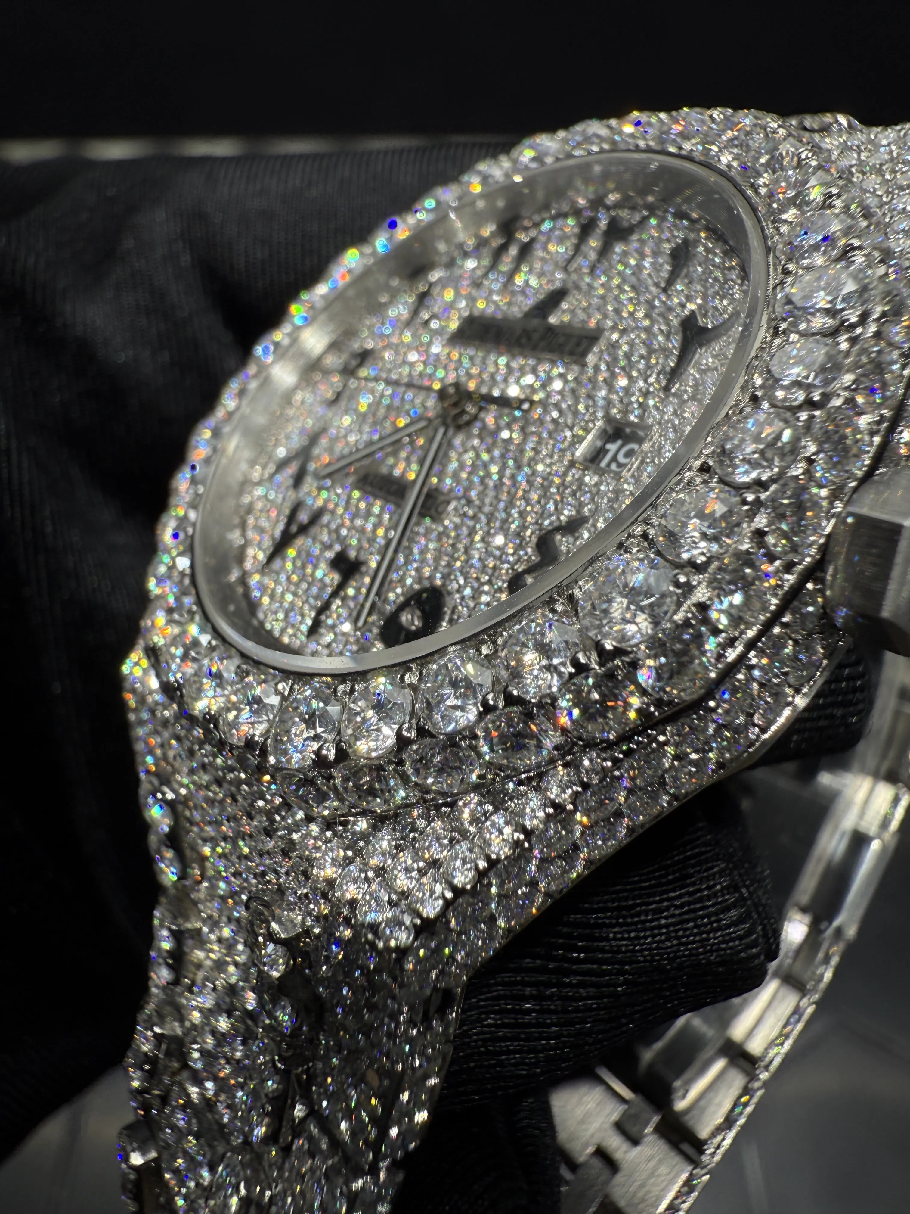 AP-Style Fully Iced-Out Silver Arabic Dial Watch D1215019438 — view 11