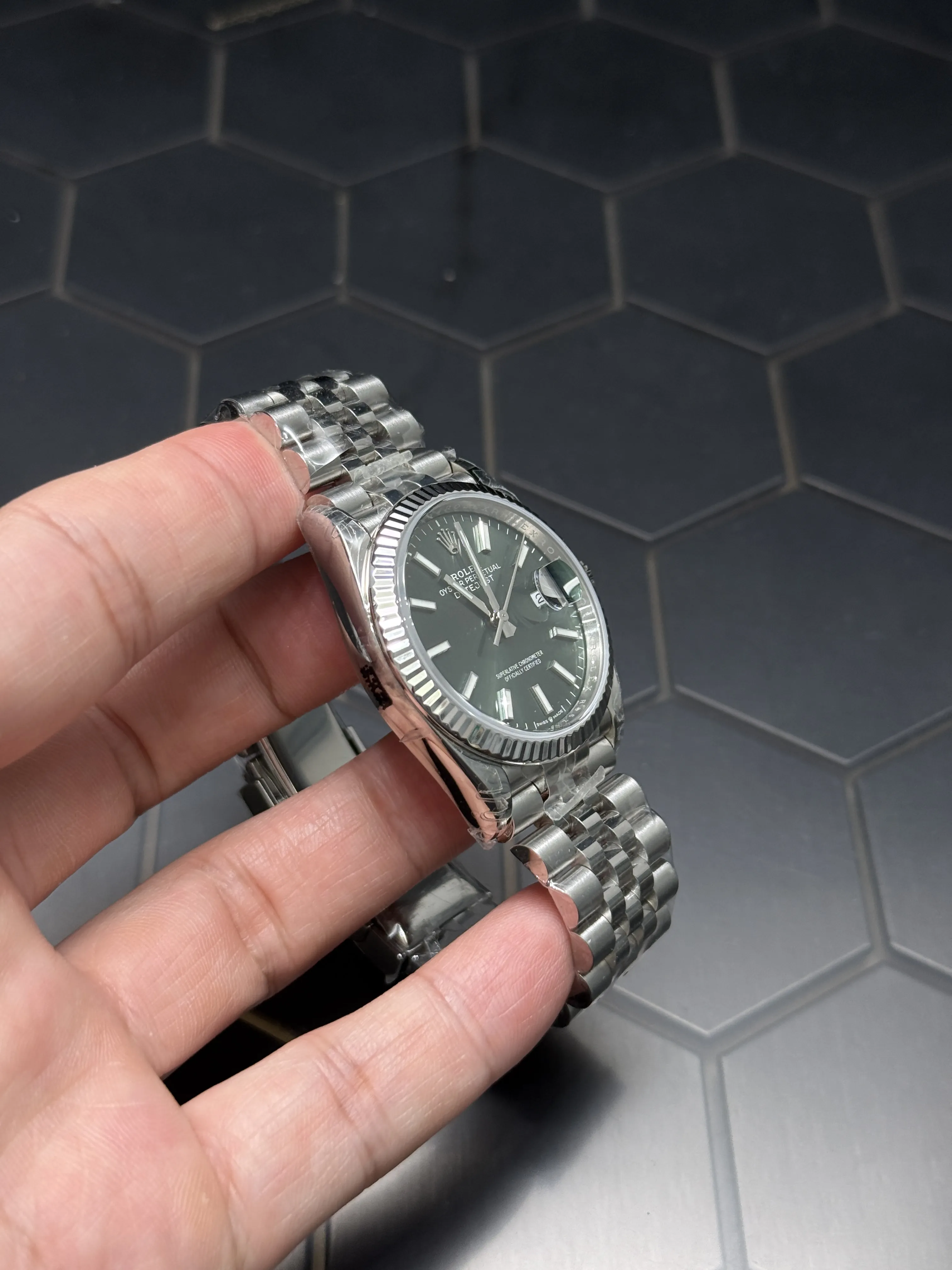 Rolex Datejust 41-Style Green Dial Jubilee Watch D391519439 — view 3