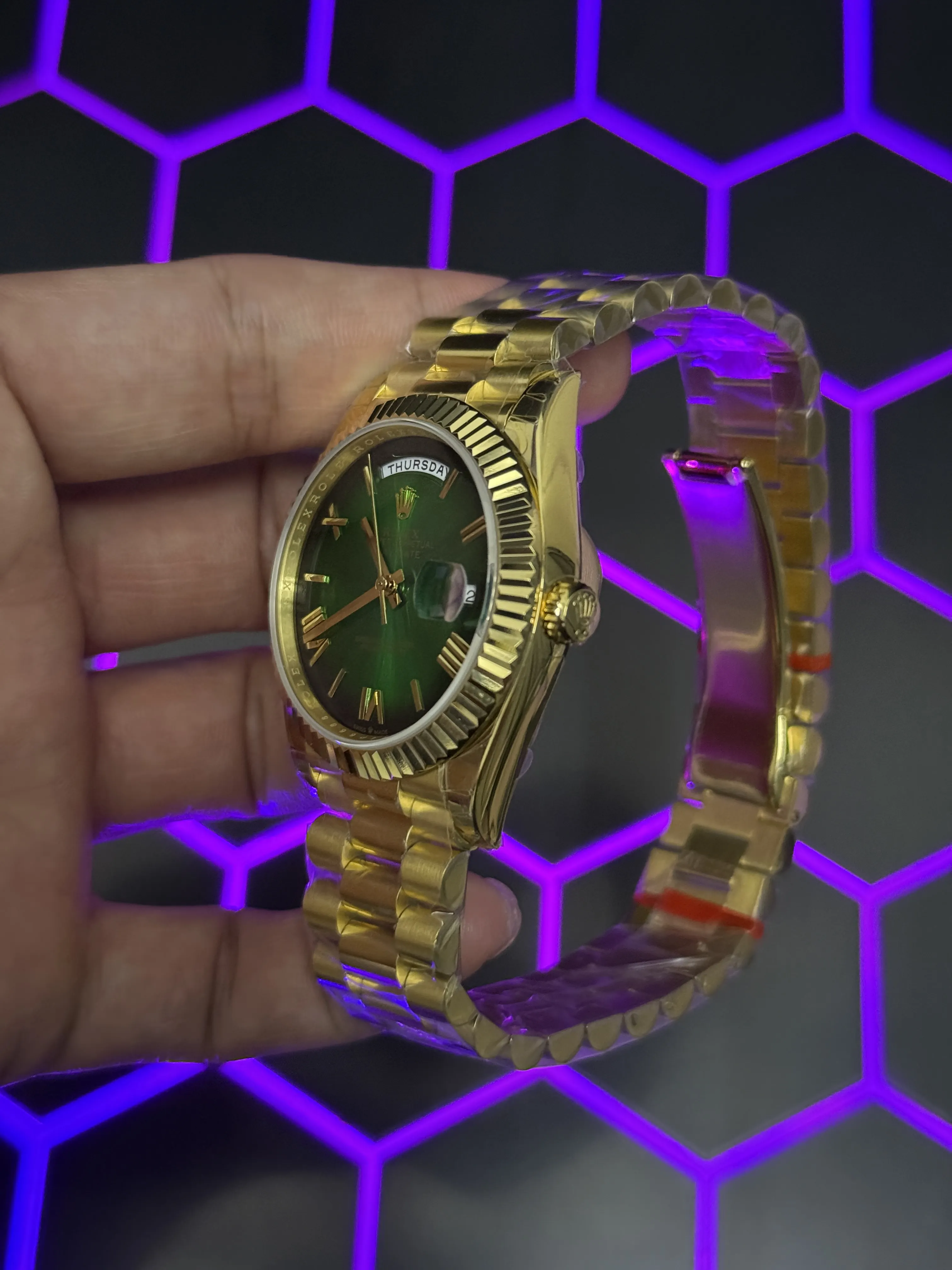 Rolex Day-Date 40-Style Gold-Tone Green Roman Dial Watch D391519440 — view 4