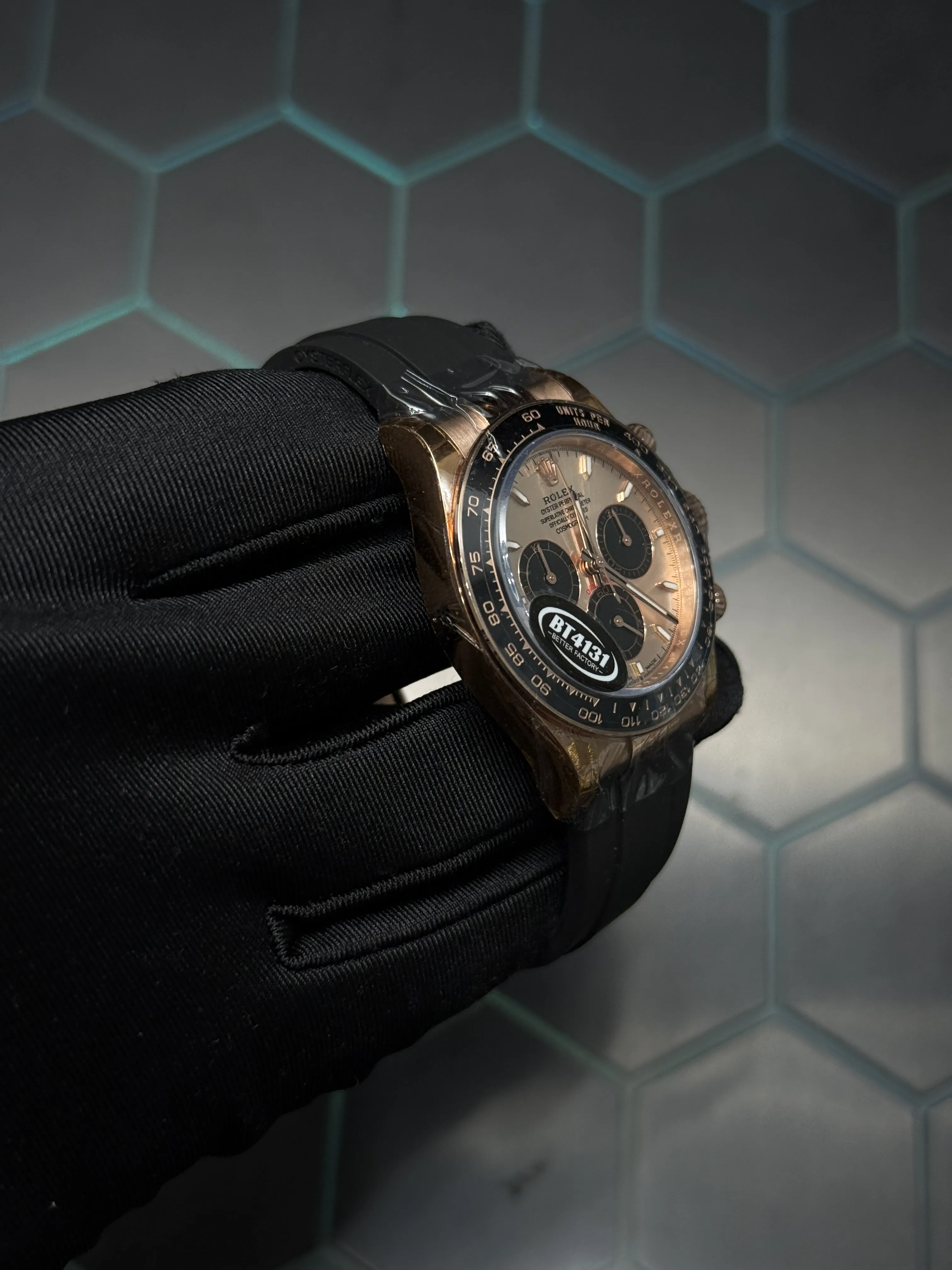 Rolex Daytona-Style Rose-Gold-Tone Silver Panda Dial Rubber Strap Watch D594019446 — view 3