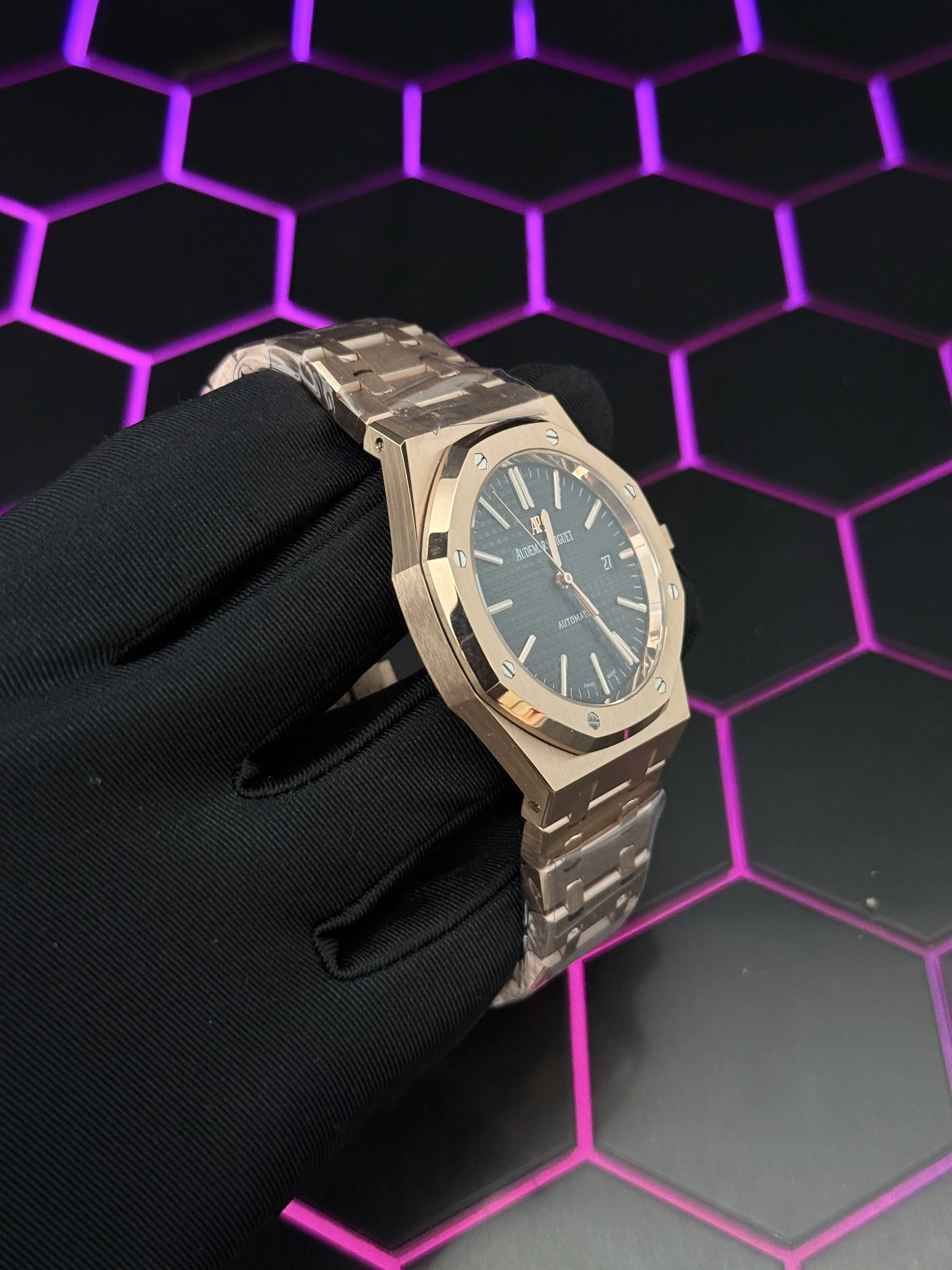 Audemars Piguet Royal Oak-Style Rose-Gold-Tone Blue Dial Watch D459019453 — view 3