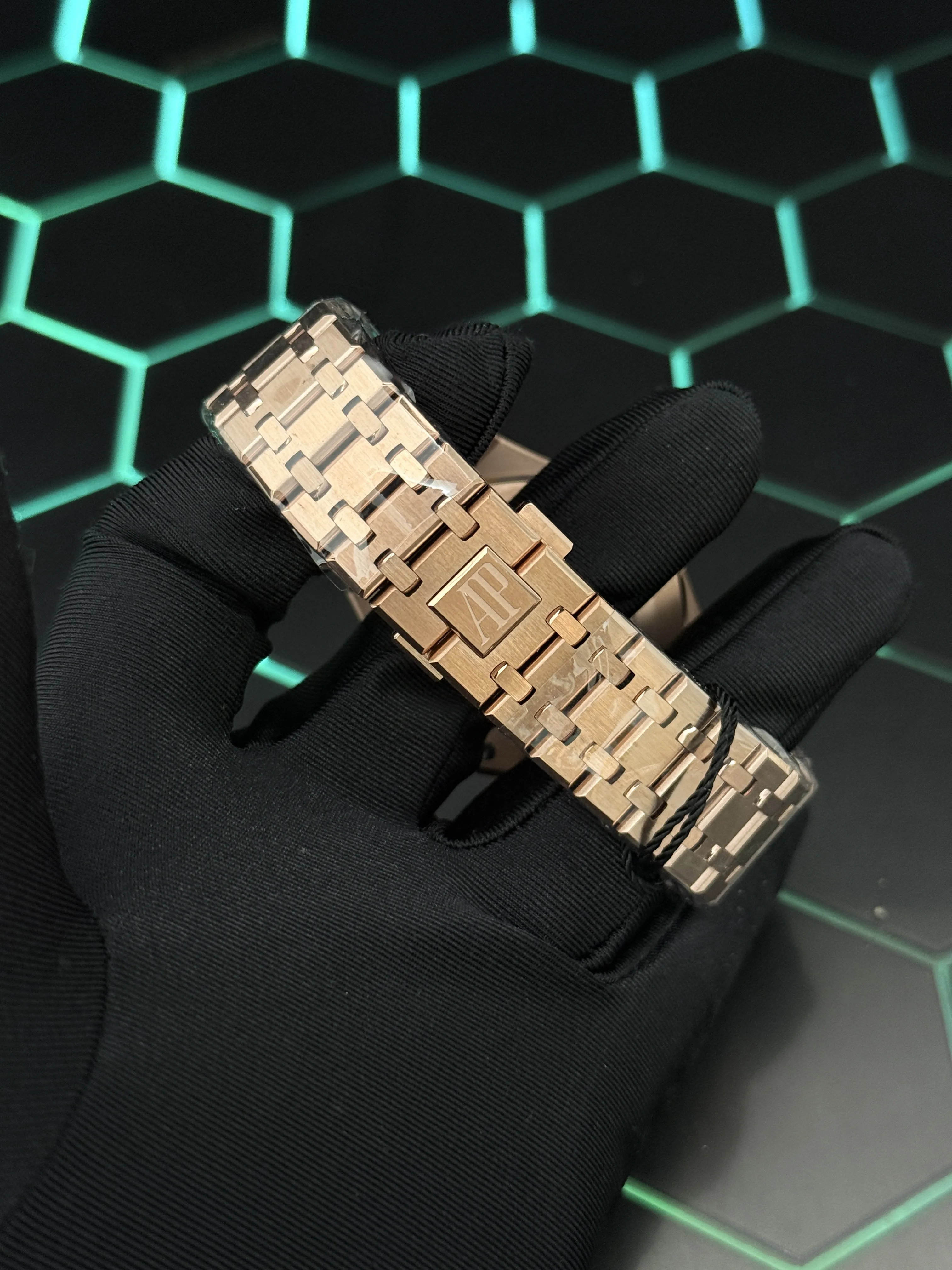 Audemars Piguet Royal Oak-Style Rose-Gold-Tone Blue Dial Watch D459019453 — view 11