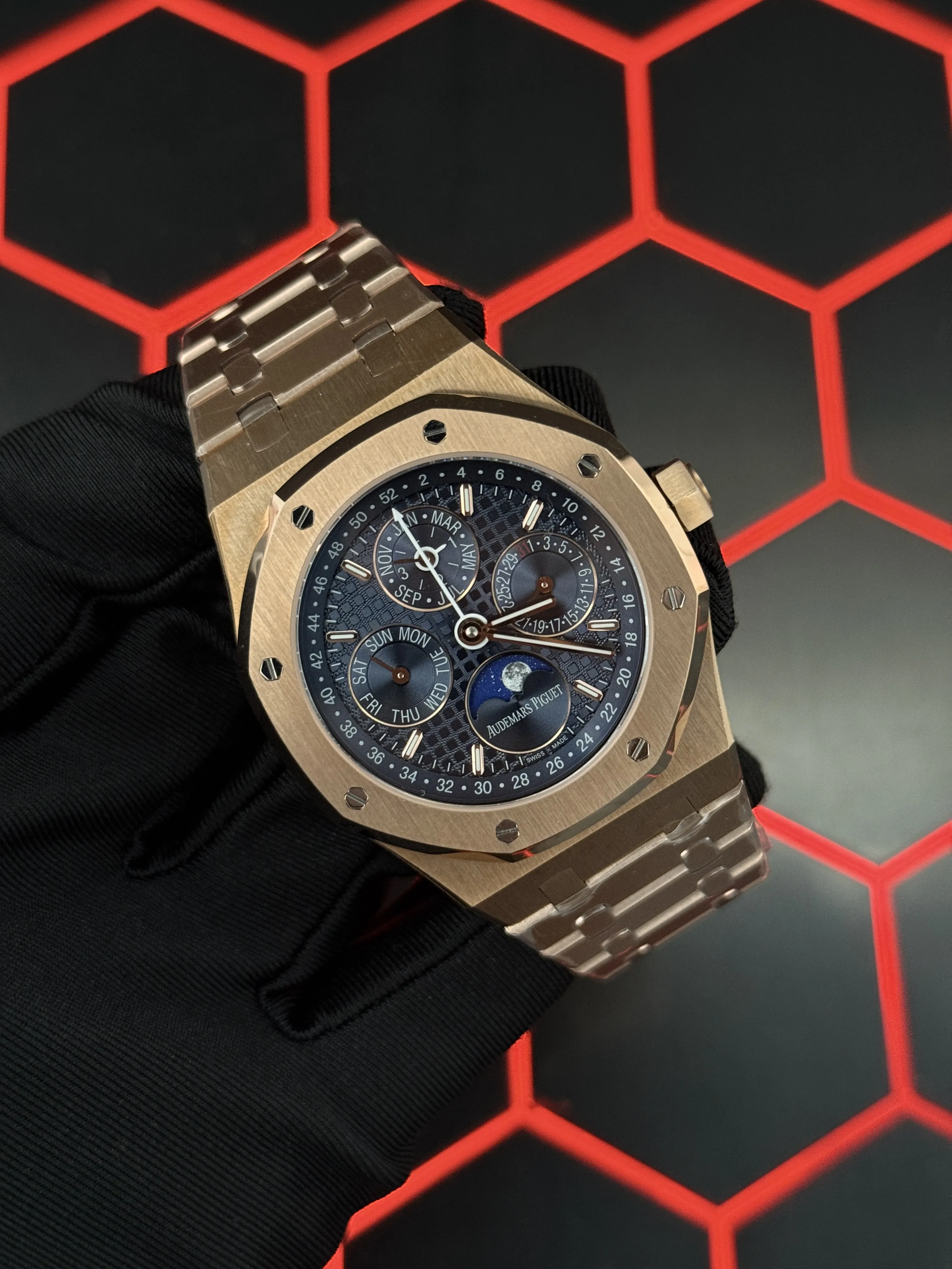 AP Royal Oak Perpetual Calendar-Style Rose-Gold-Tone Blue Dial Watch D472519464 — view 2