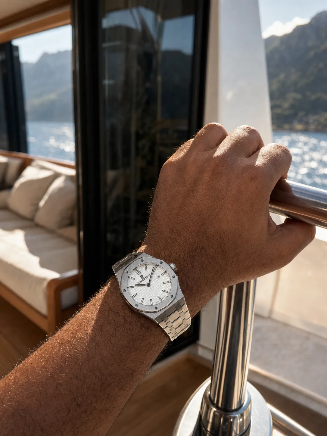 AP Royal Oak-Style Silver-Tone White Dial Watch D438819465