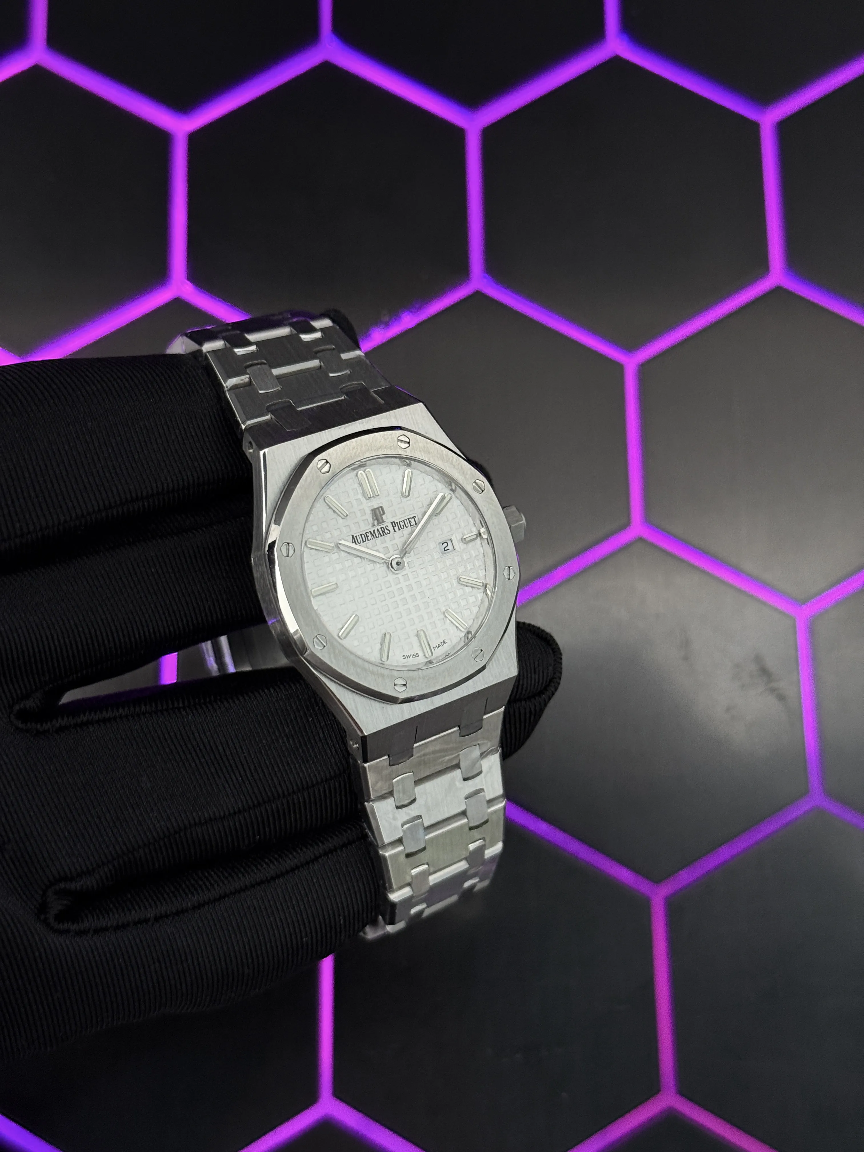 AP Royal Oak-Style Silver-Tone White Dial Watch D438819465 — view 3