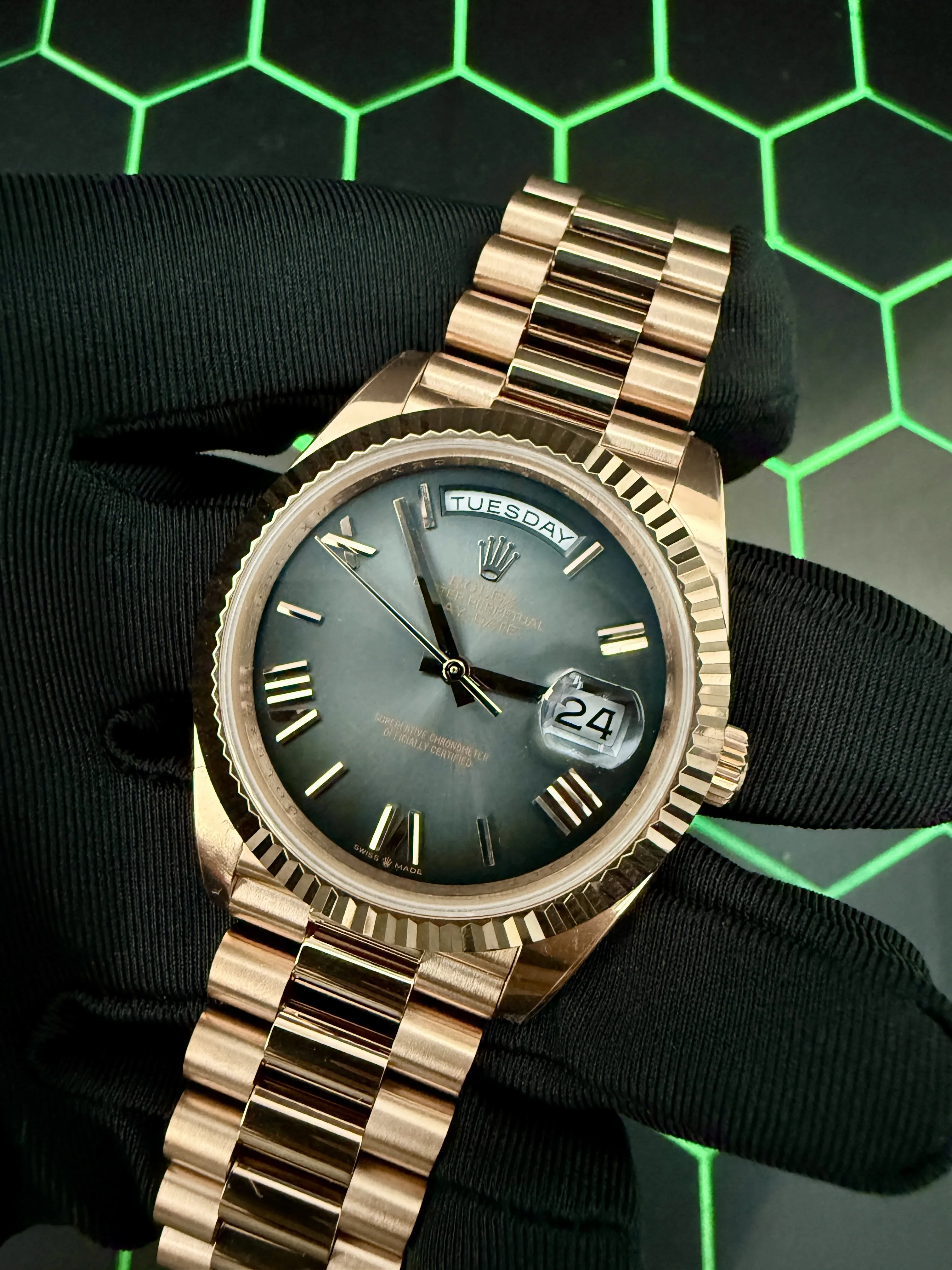 Rolex Day-Date 40-Style Rose-Gold-Tone Slate Roman Dial Watch D438819471 — view 9