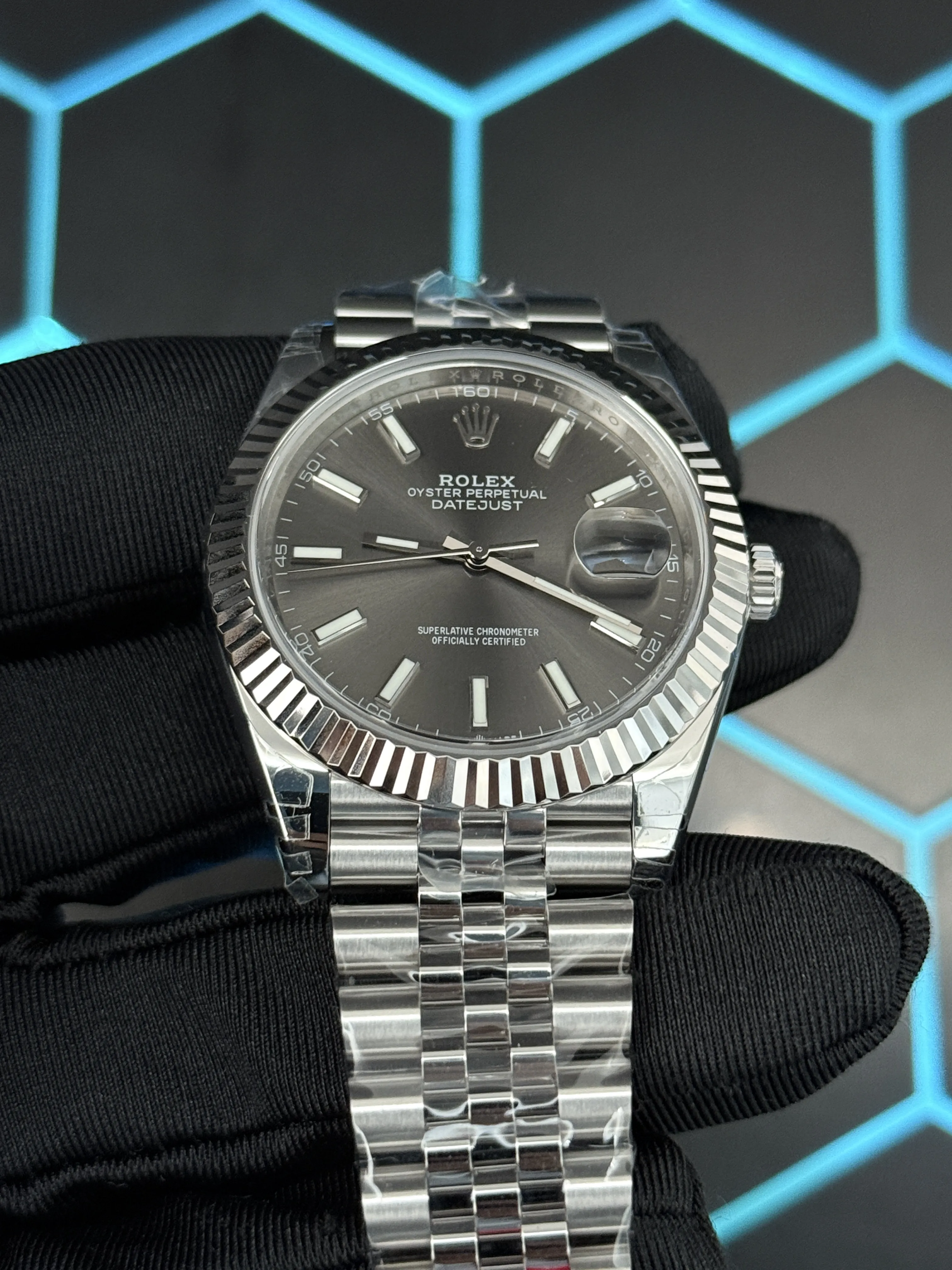 Rolex Datejust 41-Style Silver-Tone Charcoal Dial Jubilee Watch D391519473 — view 8