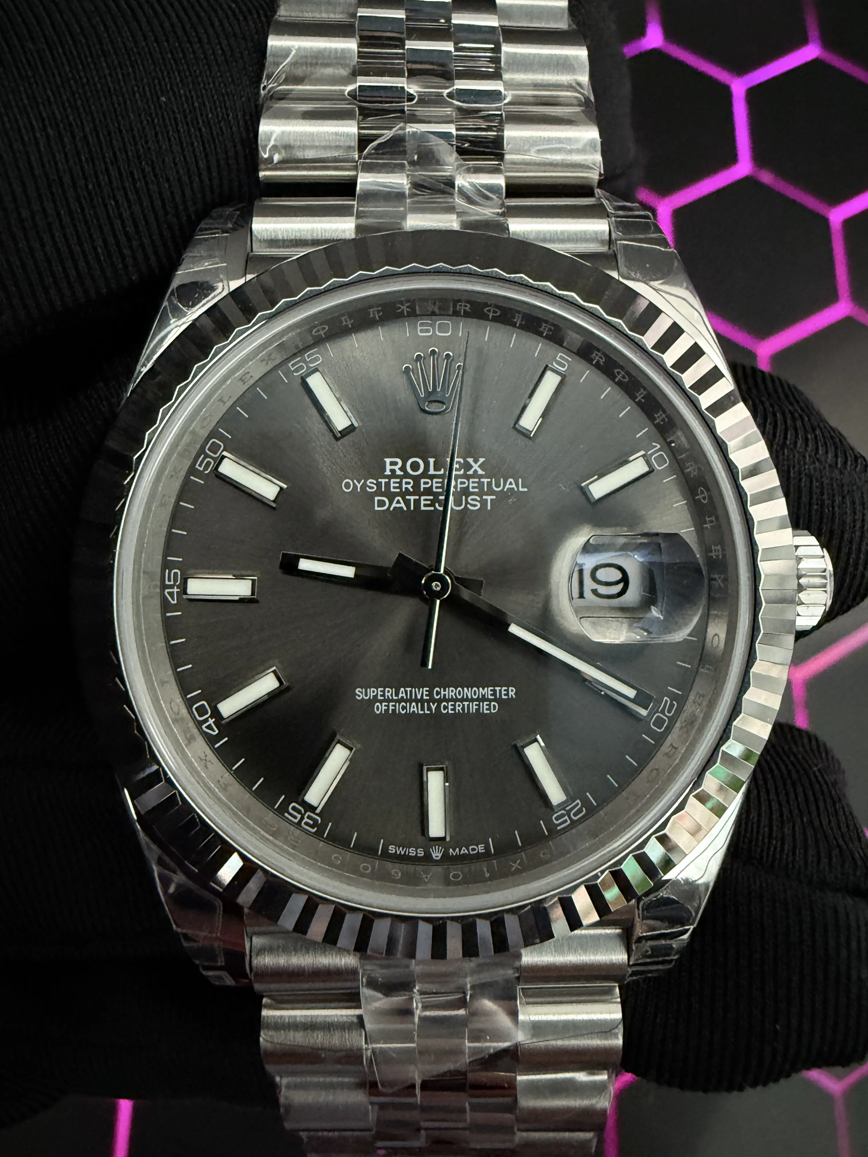 Rolex Datejust 41-Style Silver-Tone Charcoal Dial Jubilee Watch D391519473 — view 9