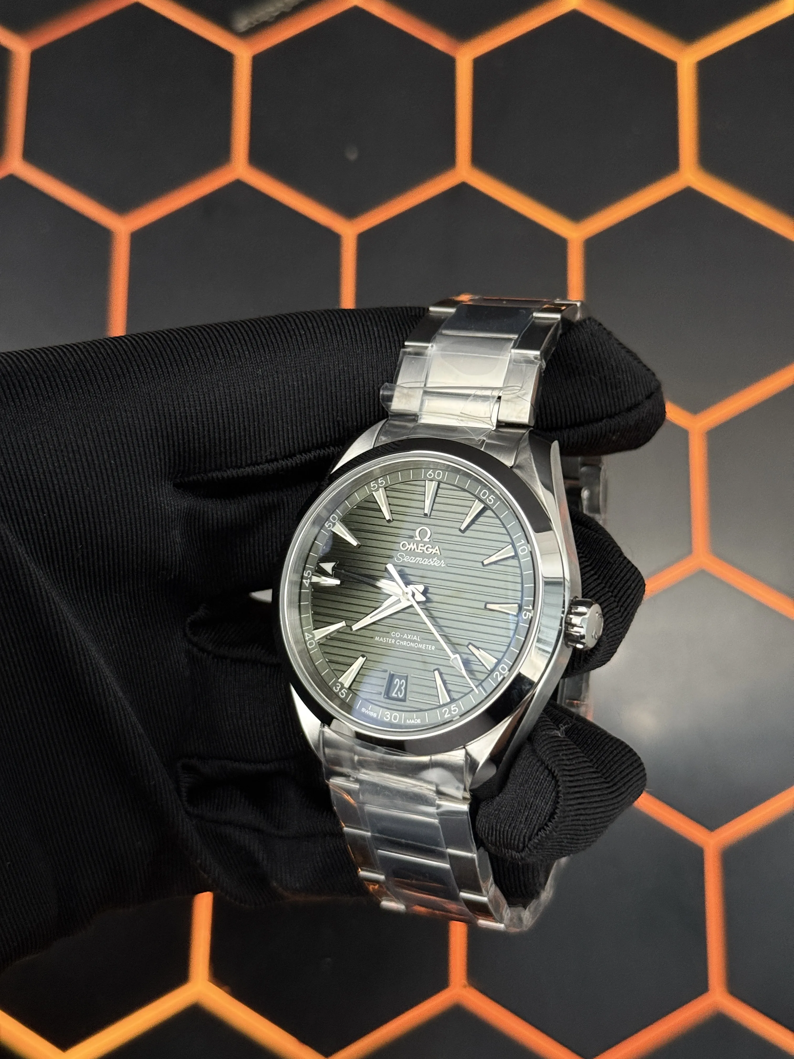 Omega Seamaster Aqua Terra-Style Green Teak Dial Watch D357819476 — view 5