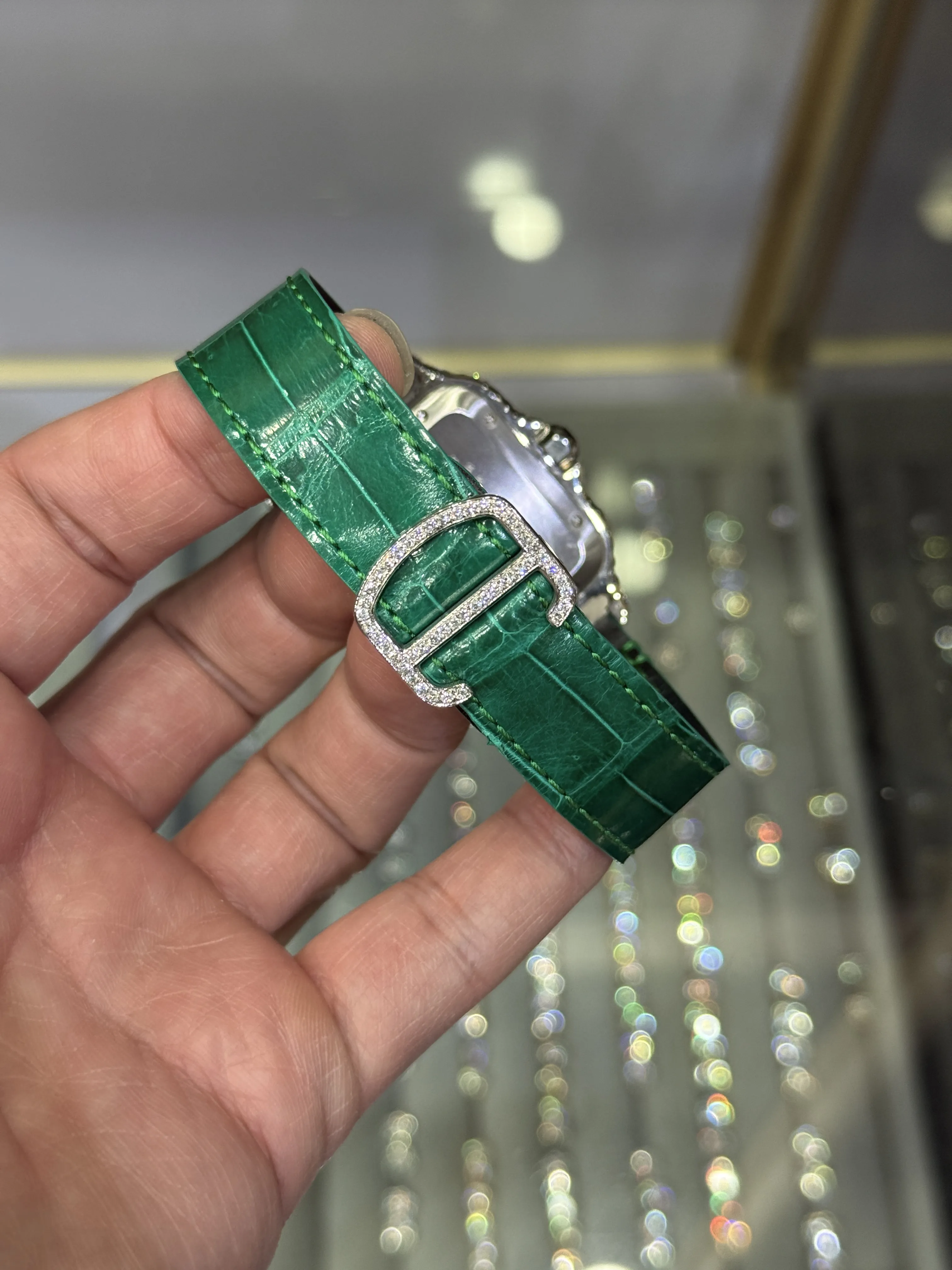 Cartier Santos 100-Style Green Dial Iced-Out Strap Watch D810019486 — view 7