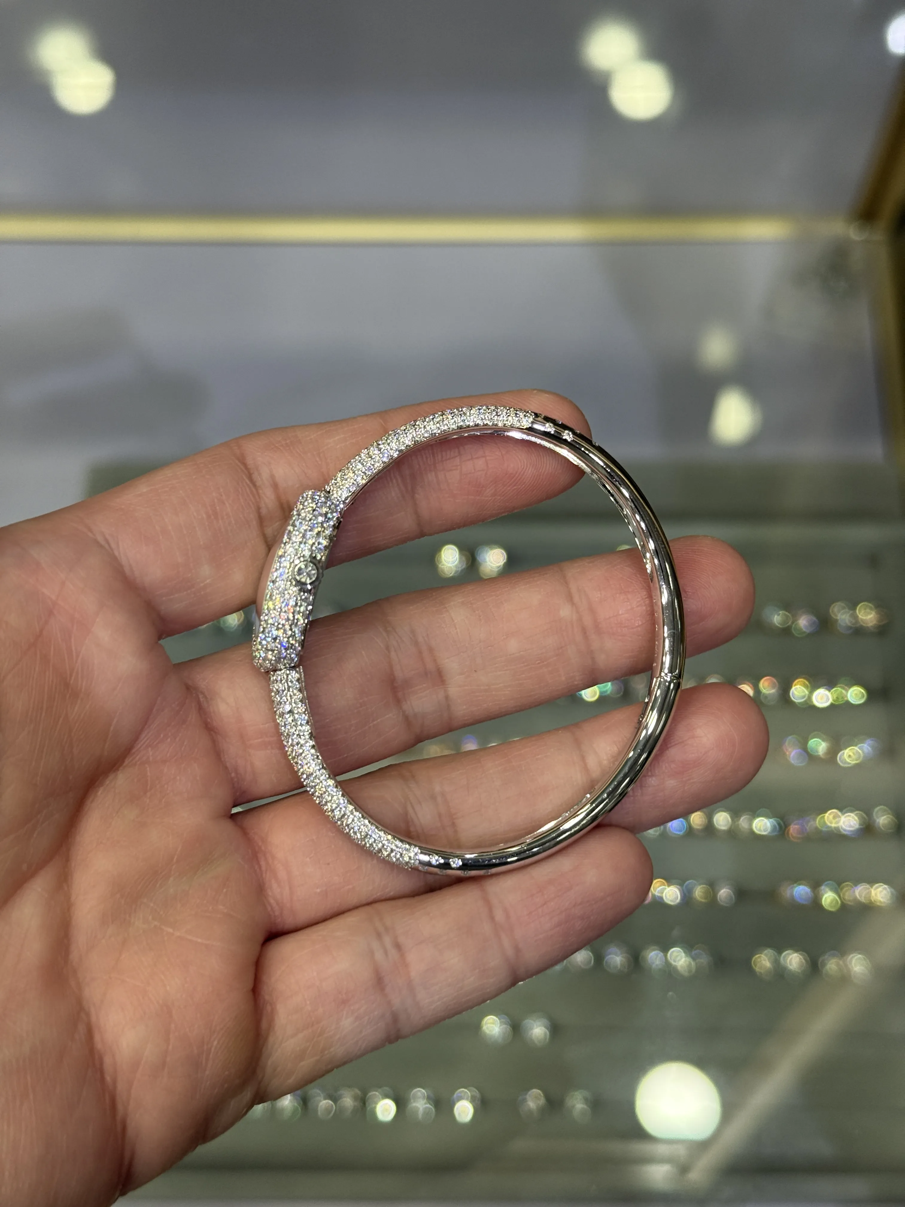 Cartier Baignoire-Style Iced-Out White Roman Dial Bangle Watch D675019496 — view 3