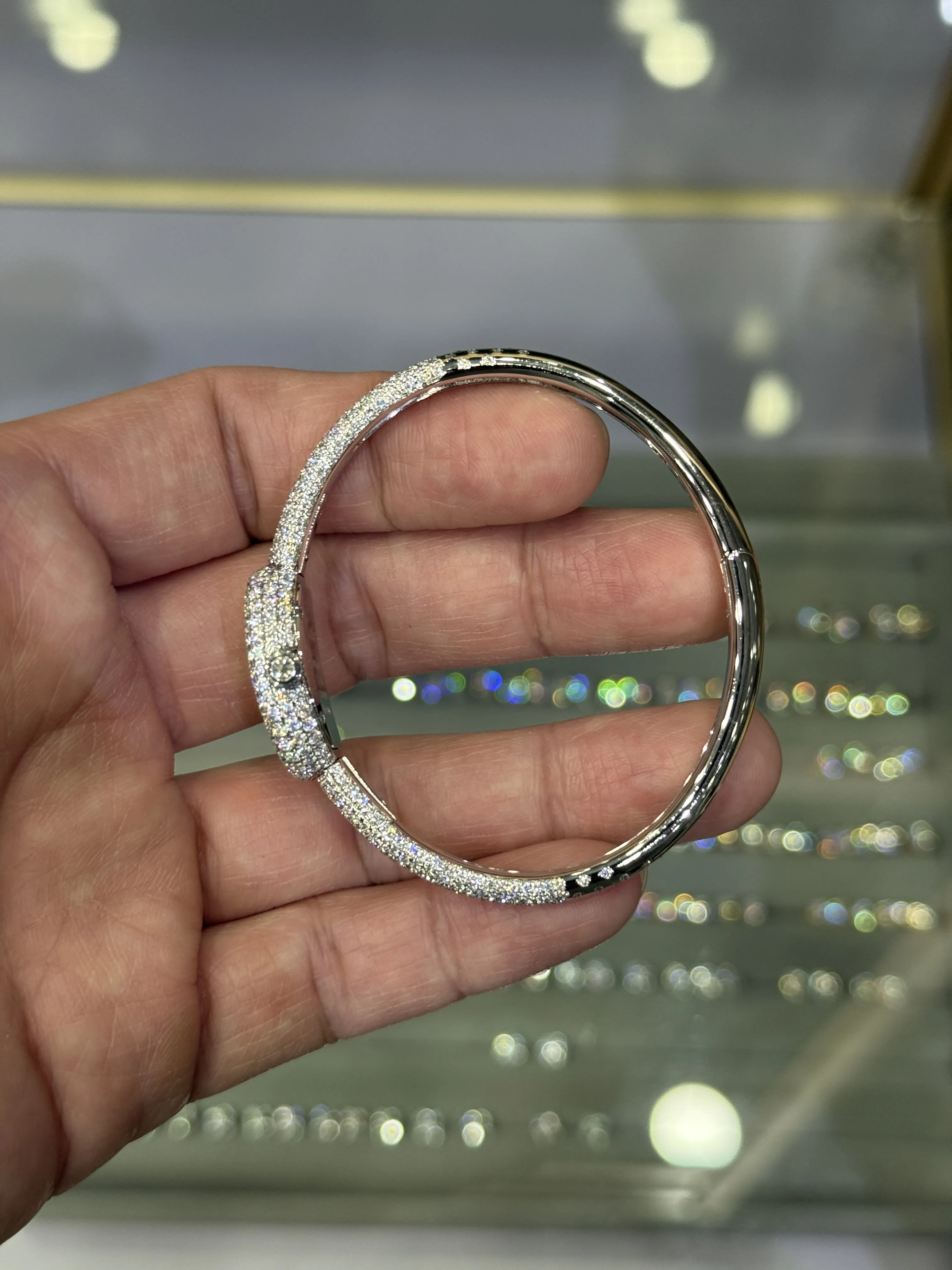 Cartier Baignoire-Style Iced-Out White Roman Dial Bangle Watch D675019496 — view 7