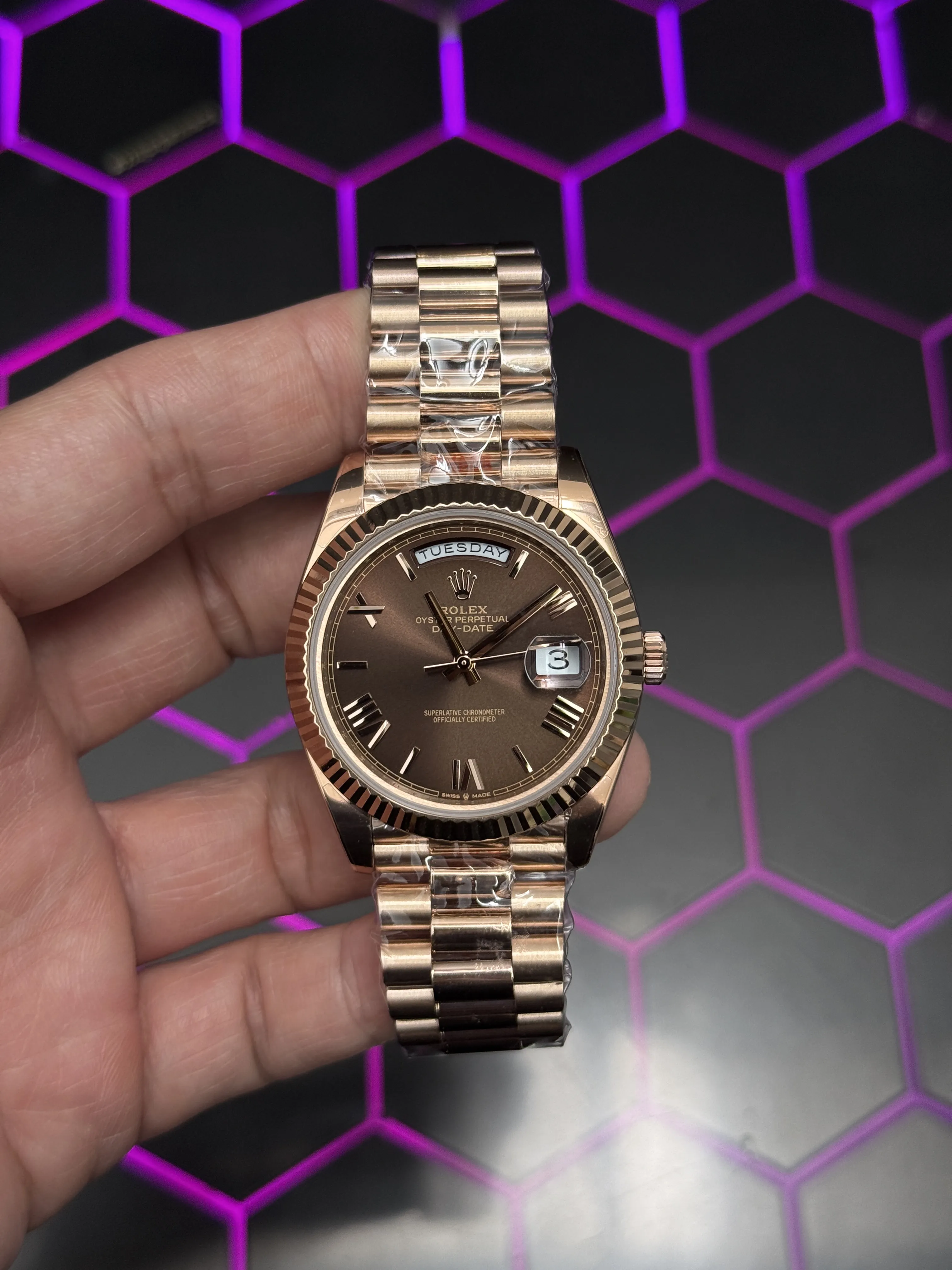 Rolex Day-Date-Style Rose-Gold Brown Dial Watch D391519499 — view 3