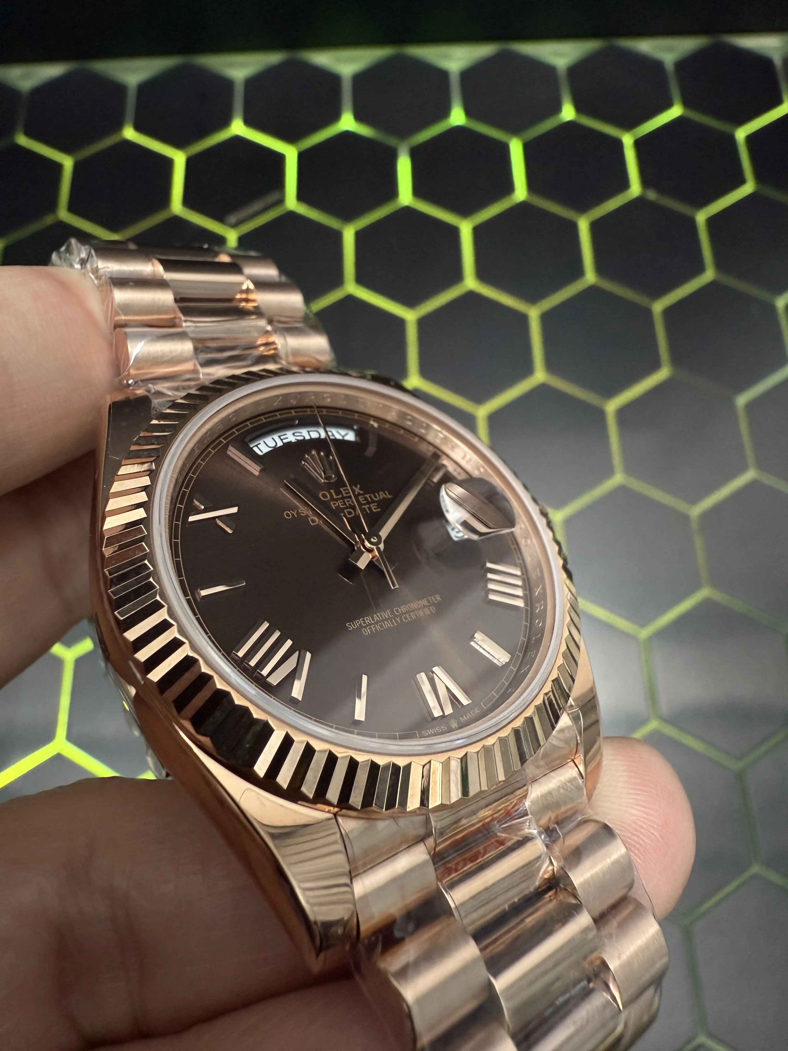 Rolex Day-Date-Style Rose-Gold Brown Dial Watch D391519499 — view 10