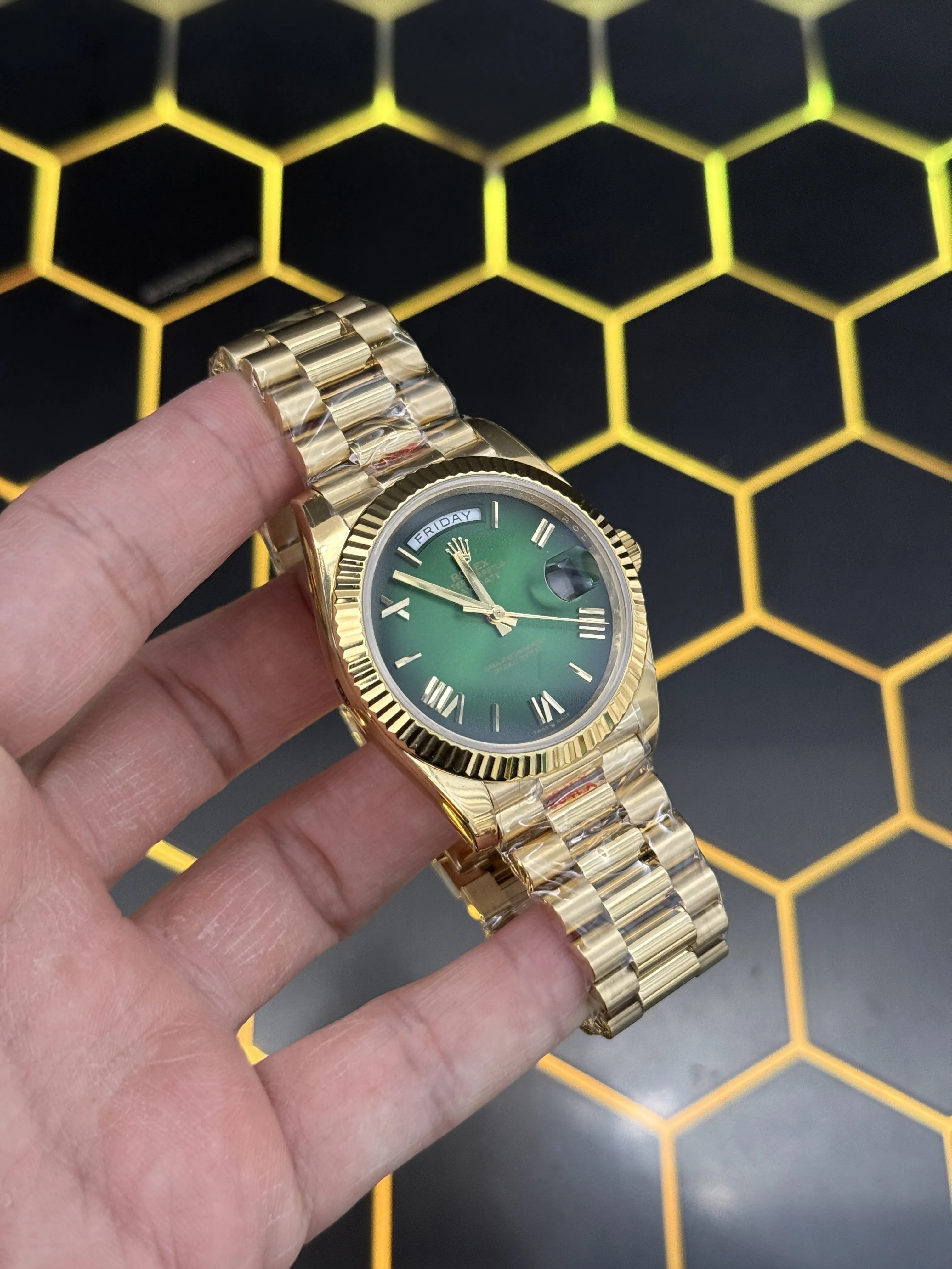 Rolex Day-Date-Style Gold Green Roman Dial Watch D391519501 — view 3