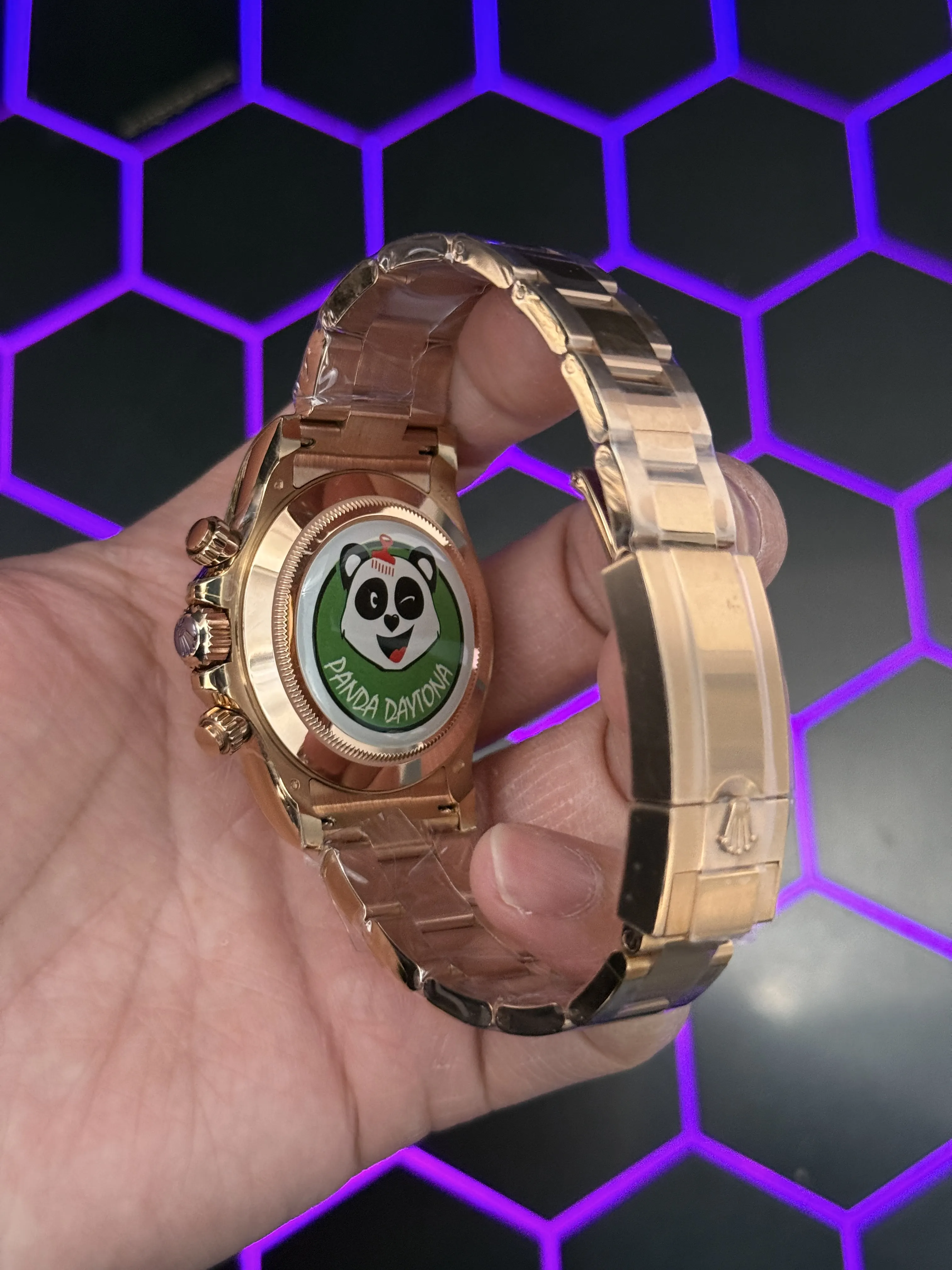 Rolex Daytona-Style Rose-Gold Salmon Dial Chronograph Watch D594019503 — view 6