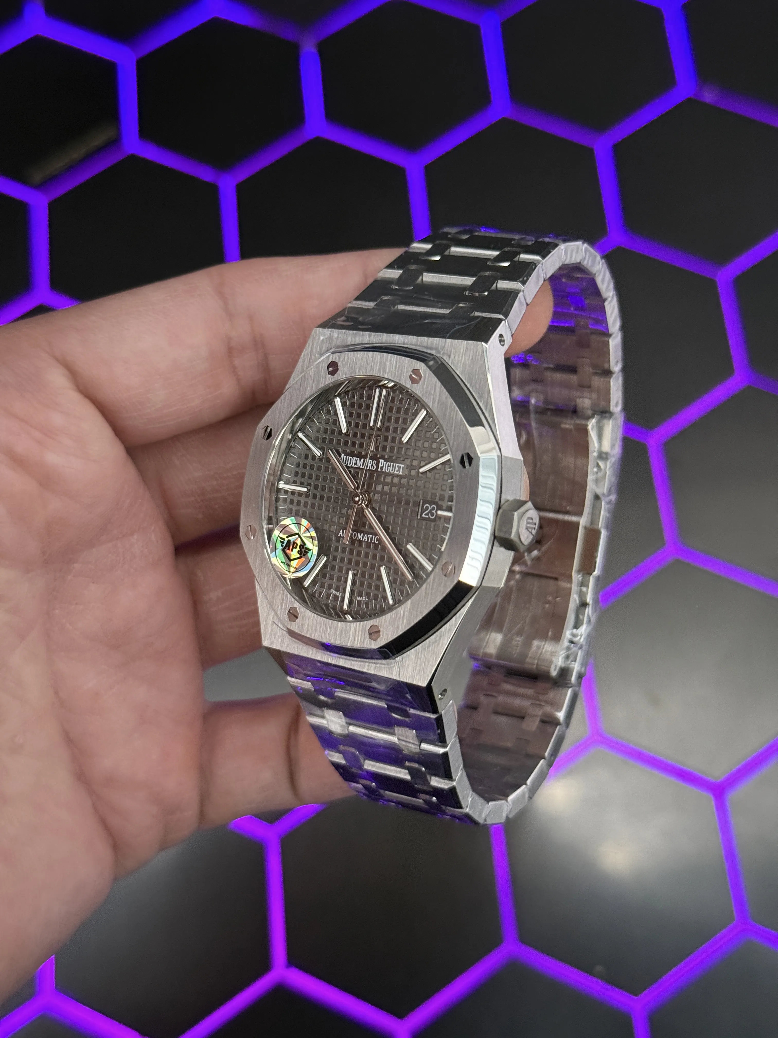 Audemars Piguet Royal Oak-Style Silver Grey Dial Watch D459019504 — view 4