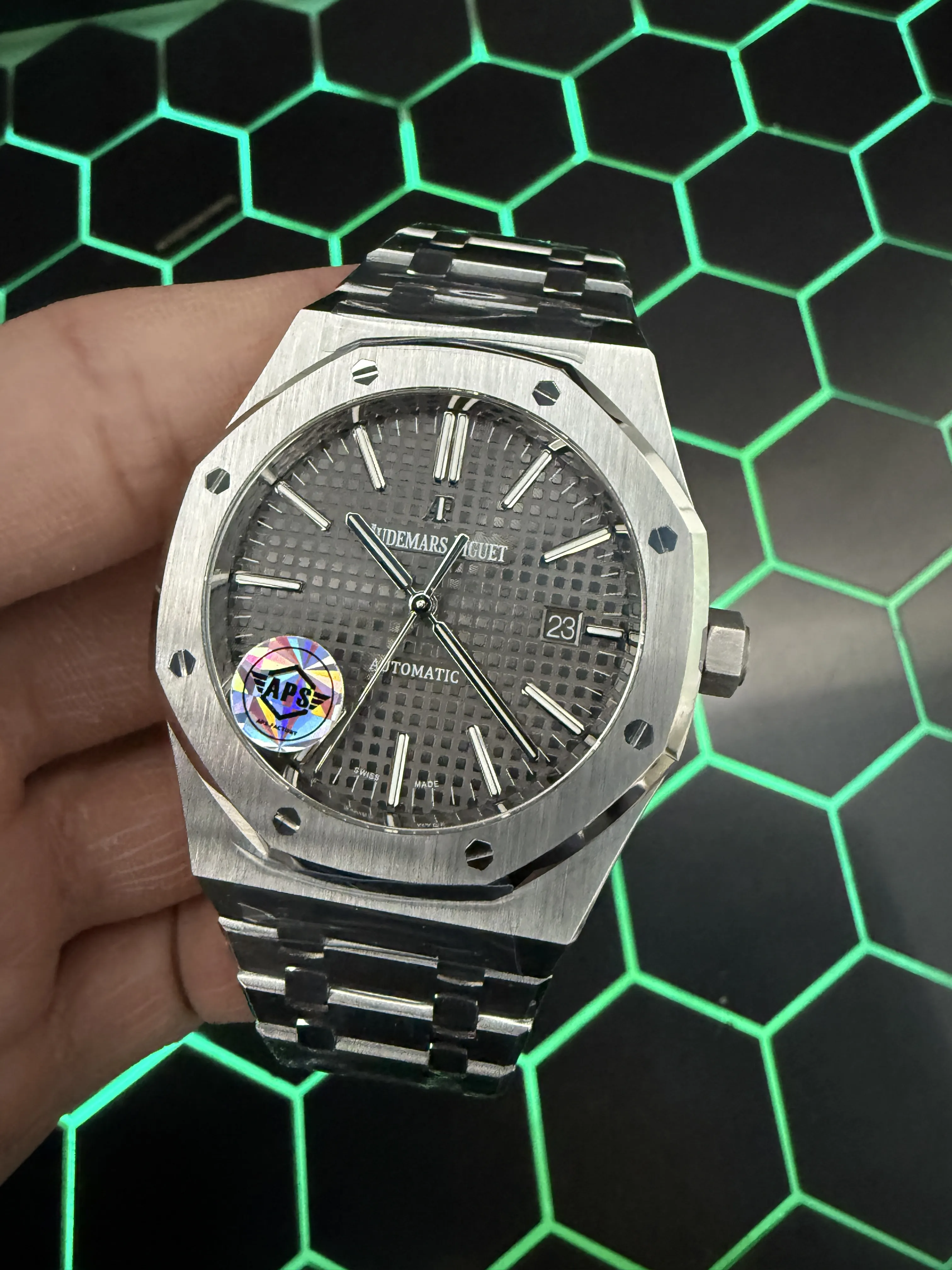 Audemars Piguet Royal Oak-Style Silver Grey Dial Watch D459019504 — view 9