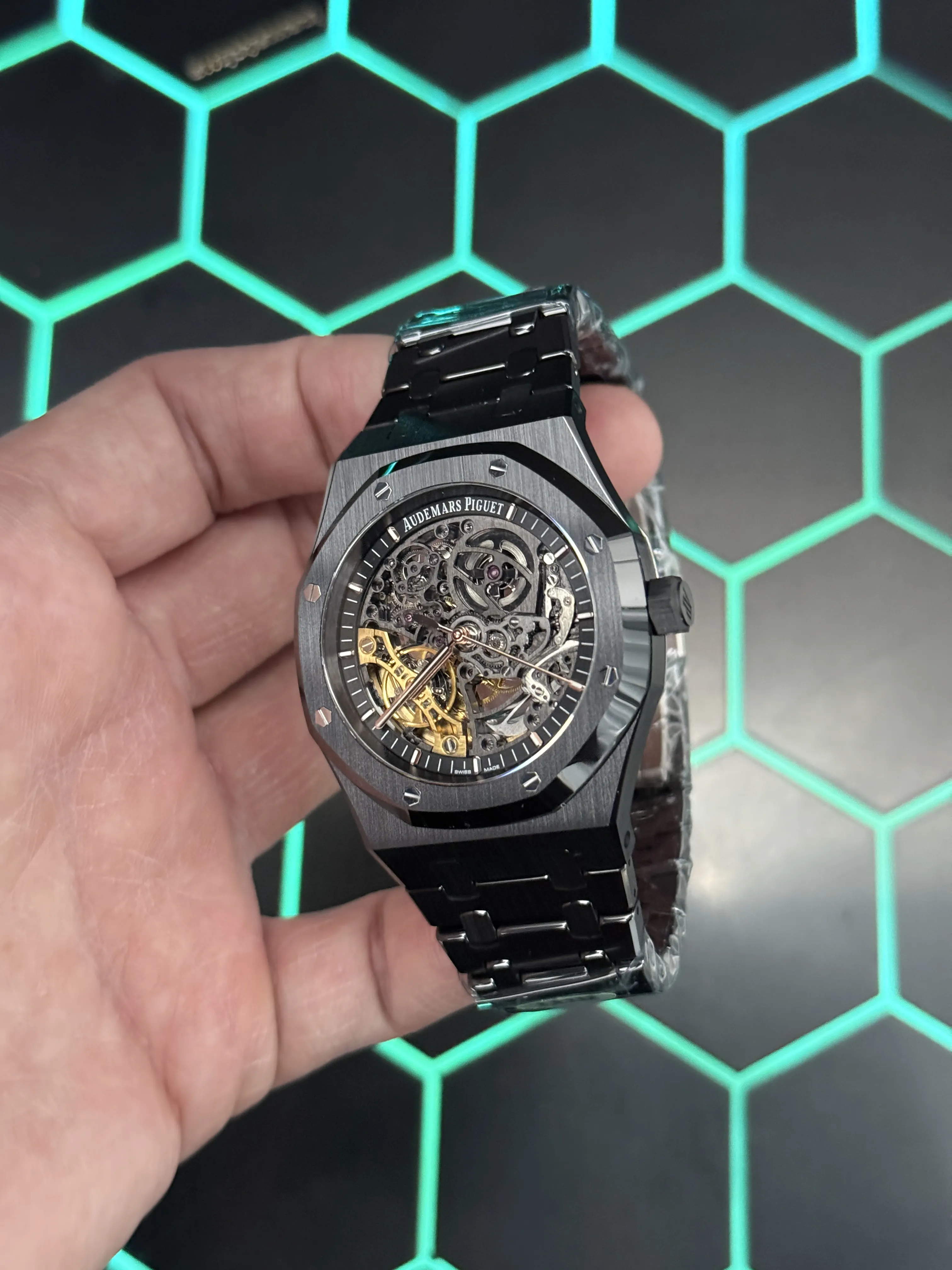 Audemars Piguet Royal Oak-Style Black Openworked Watch D499519505 — view 4