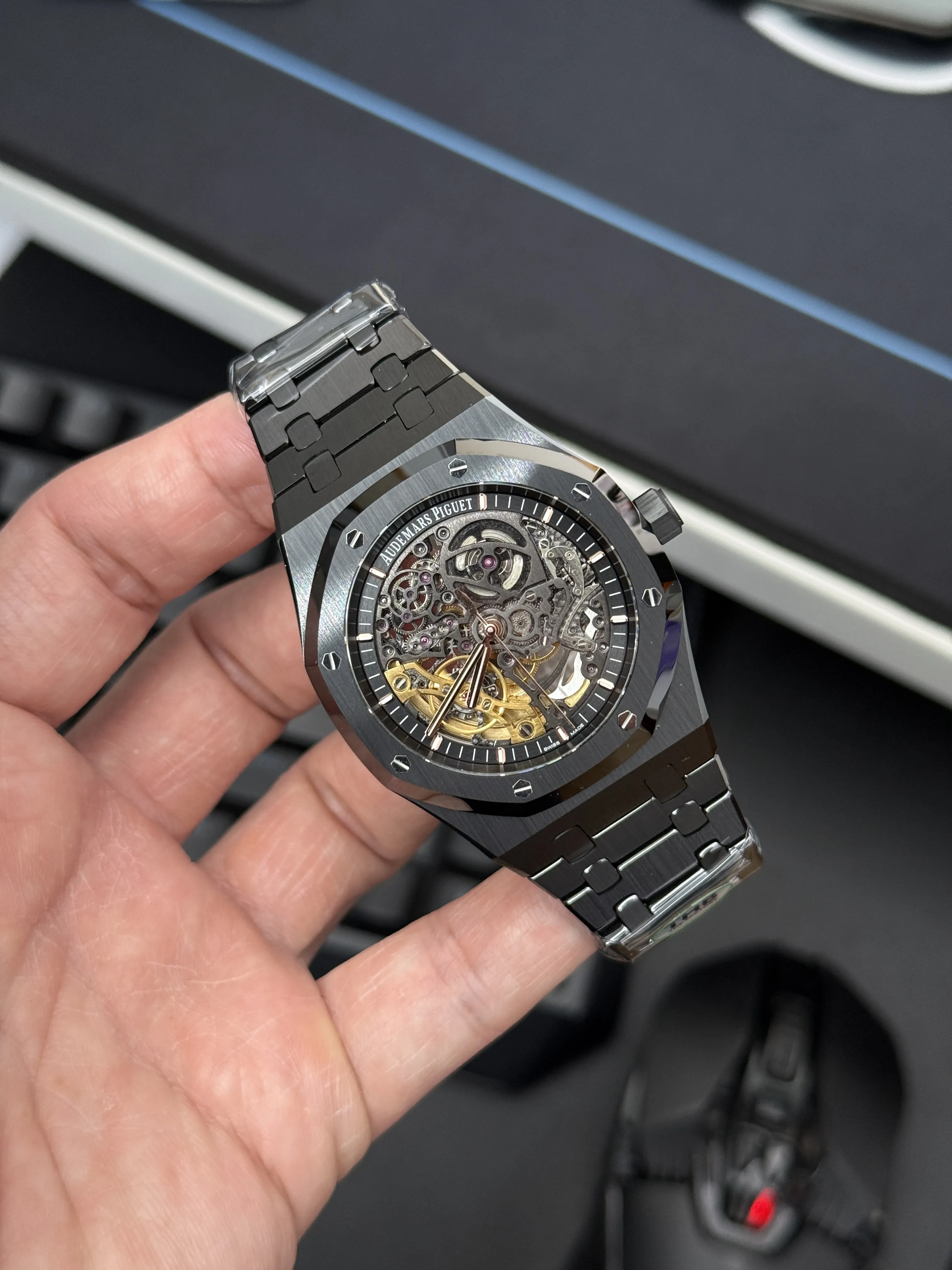 Audemars Piguet Royal Oak-Style Black Openworked Watch D499519505 — view 12
