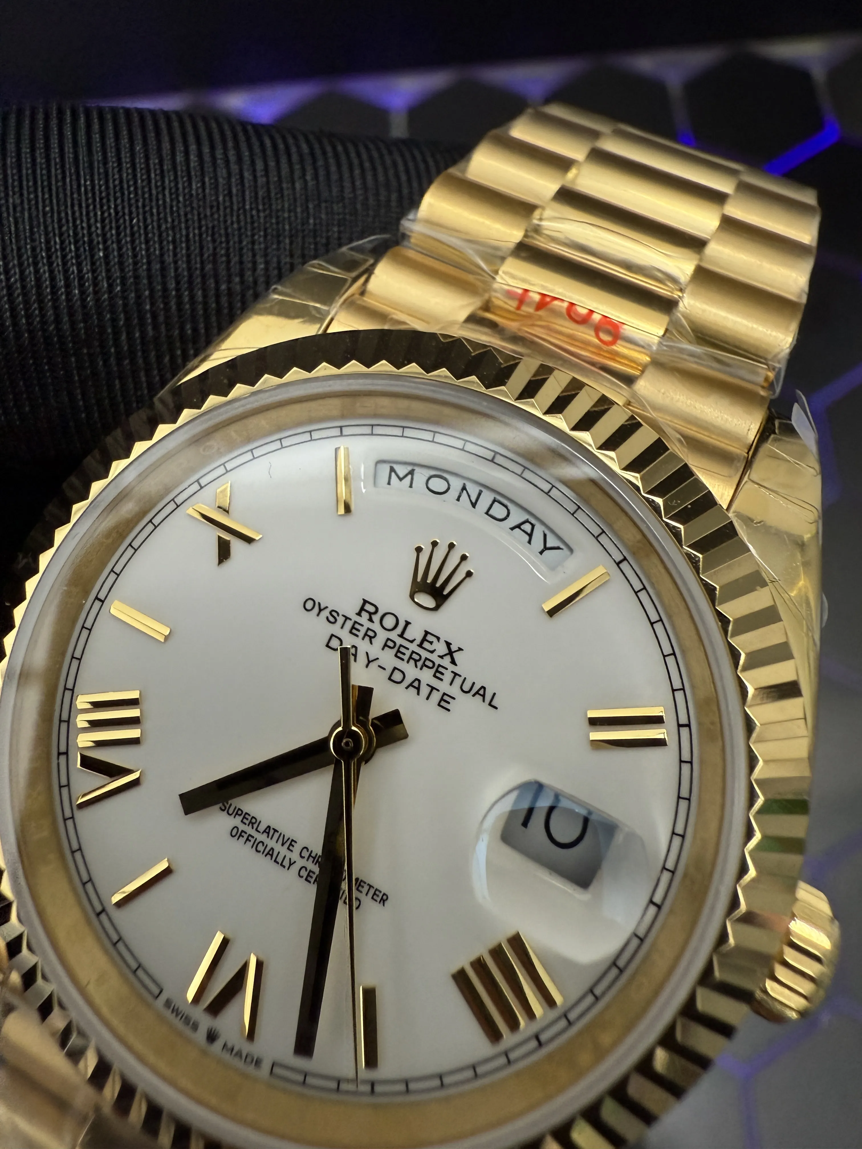 Rolex Day-Date-Style Gold White Roman Dial Watch D391519508 — view 10