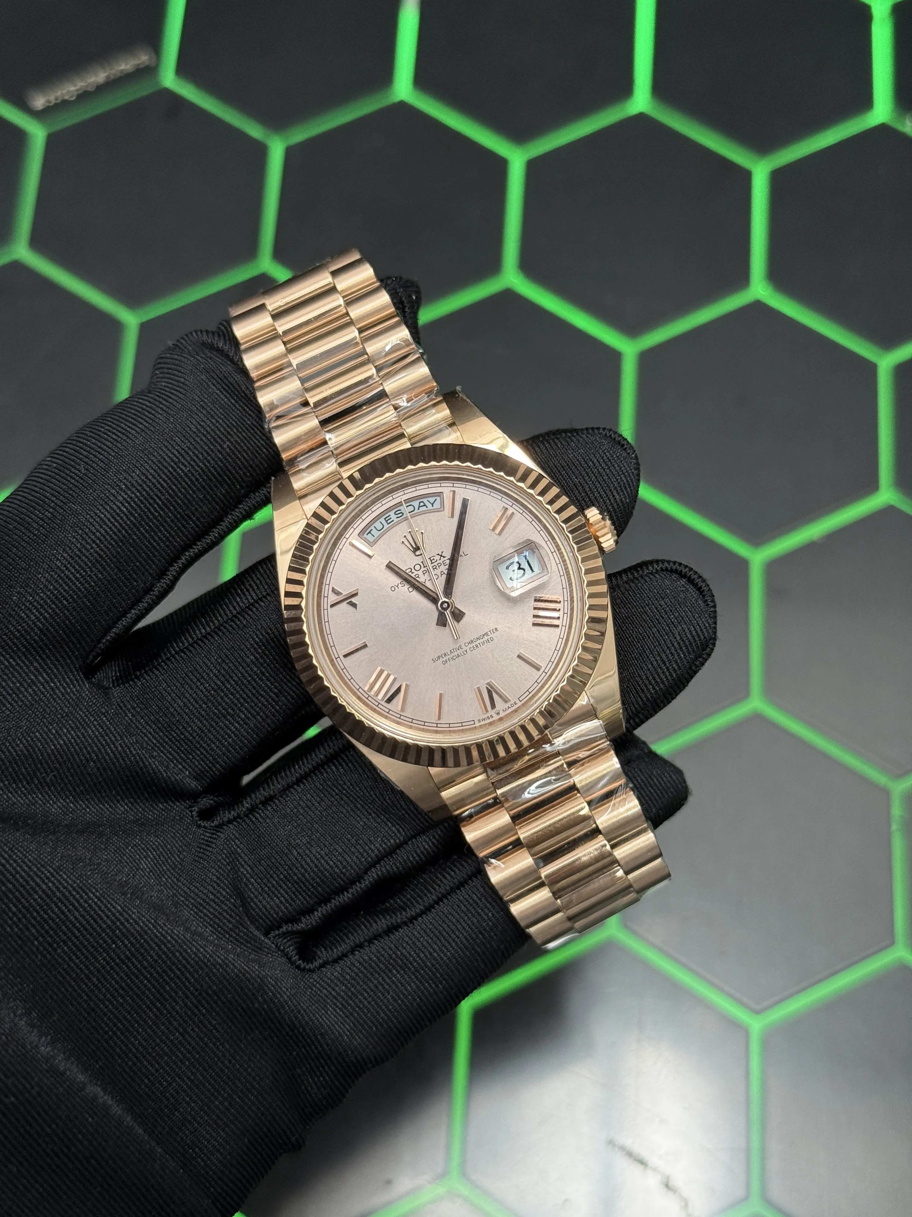 Rolex Day-Date-Style Rose-Gold Champagne Roman Dial Watch D391519511 — view 2