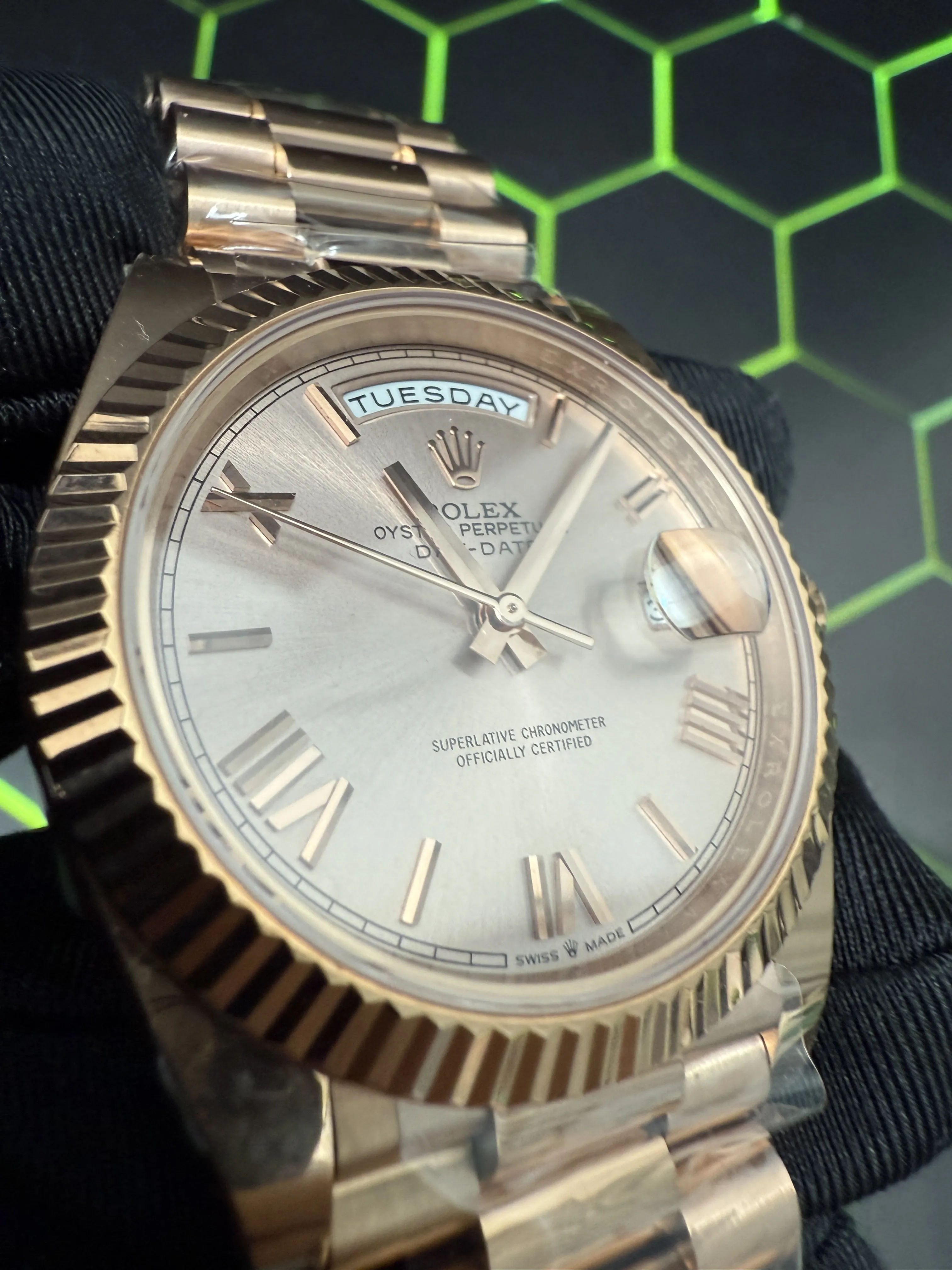 Rolex Day-Date-Style Rose-Gold Champagne Roman Dial Watch D391519511 — view 15
