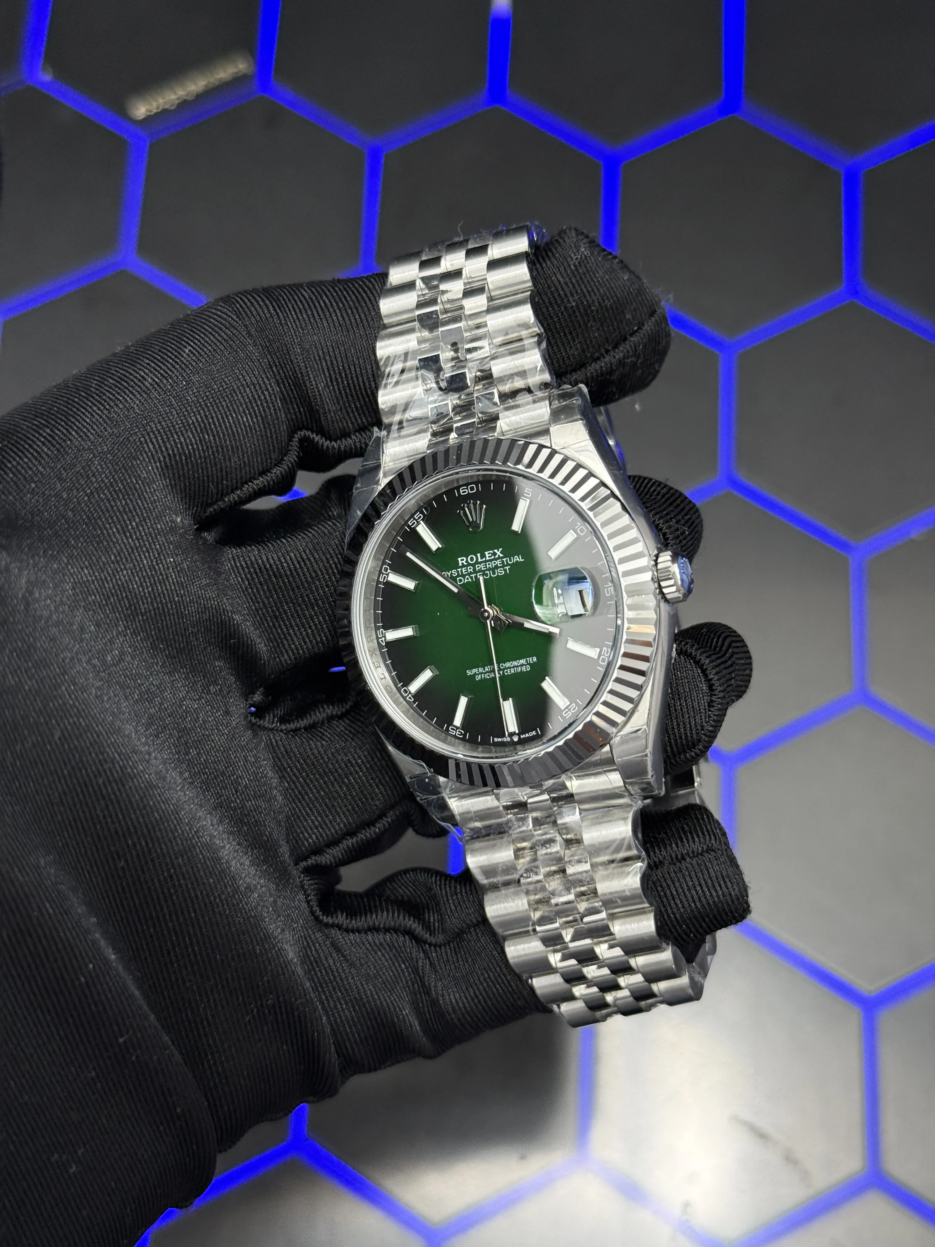 Rolex Datejust-Style Silver Emerald Green Dial Watch D391519512 — view 5