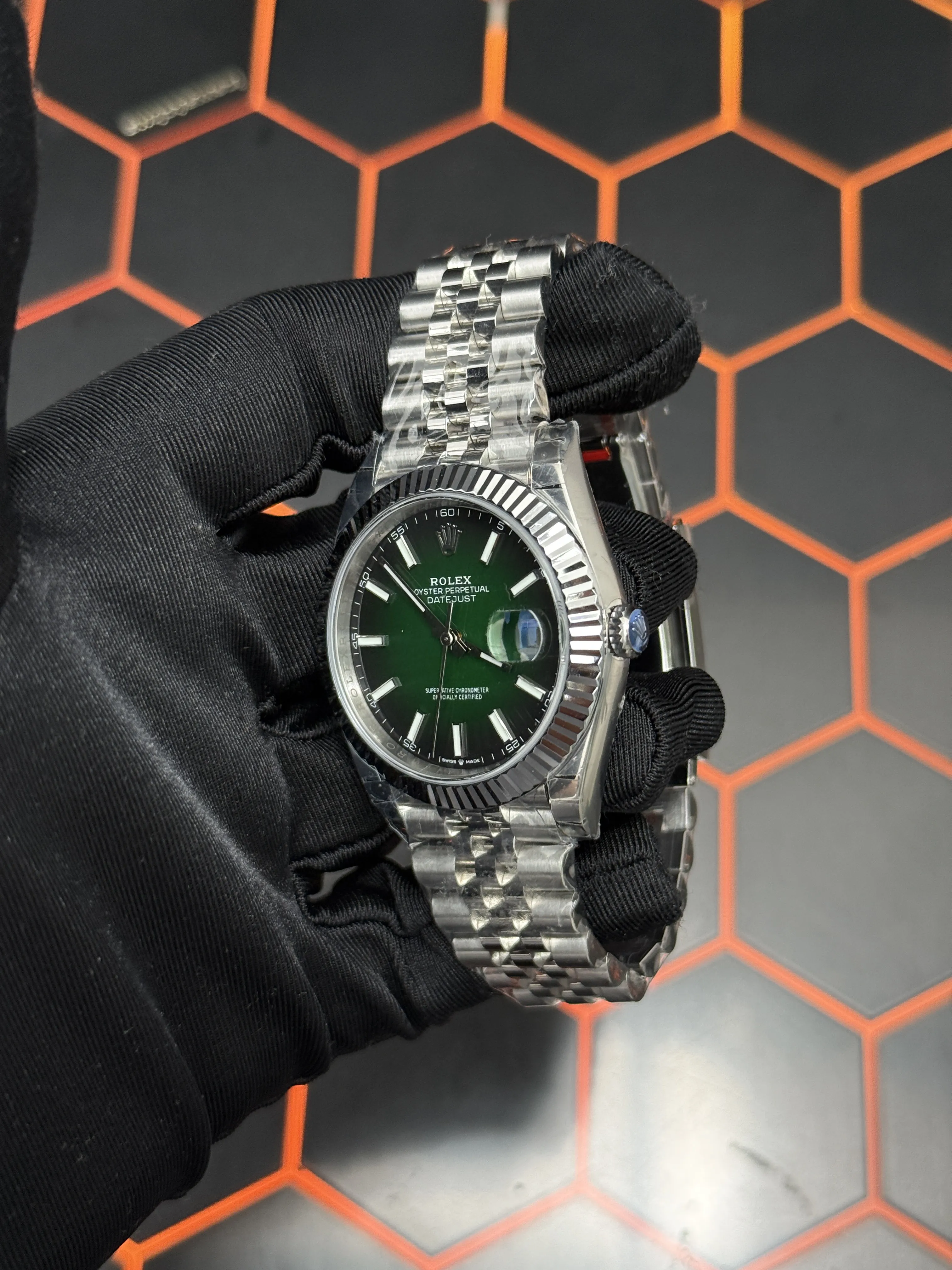Rolex Datejust-Style Silver Emerald Green Dial Watch D391519512 — view 6