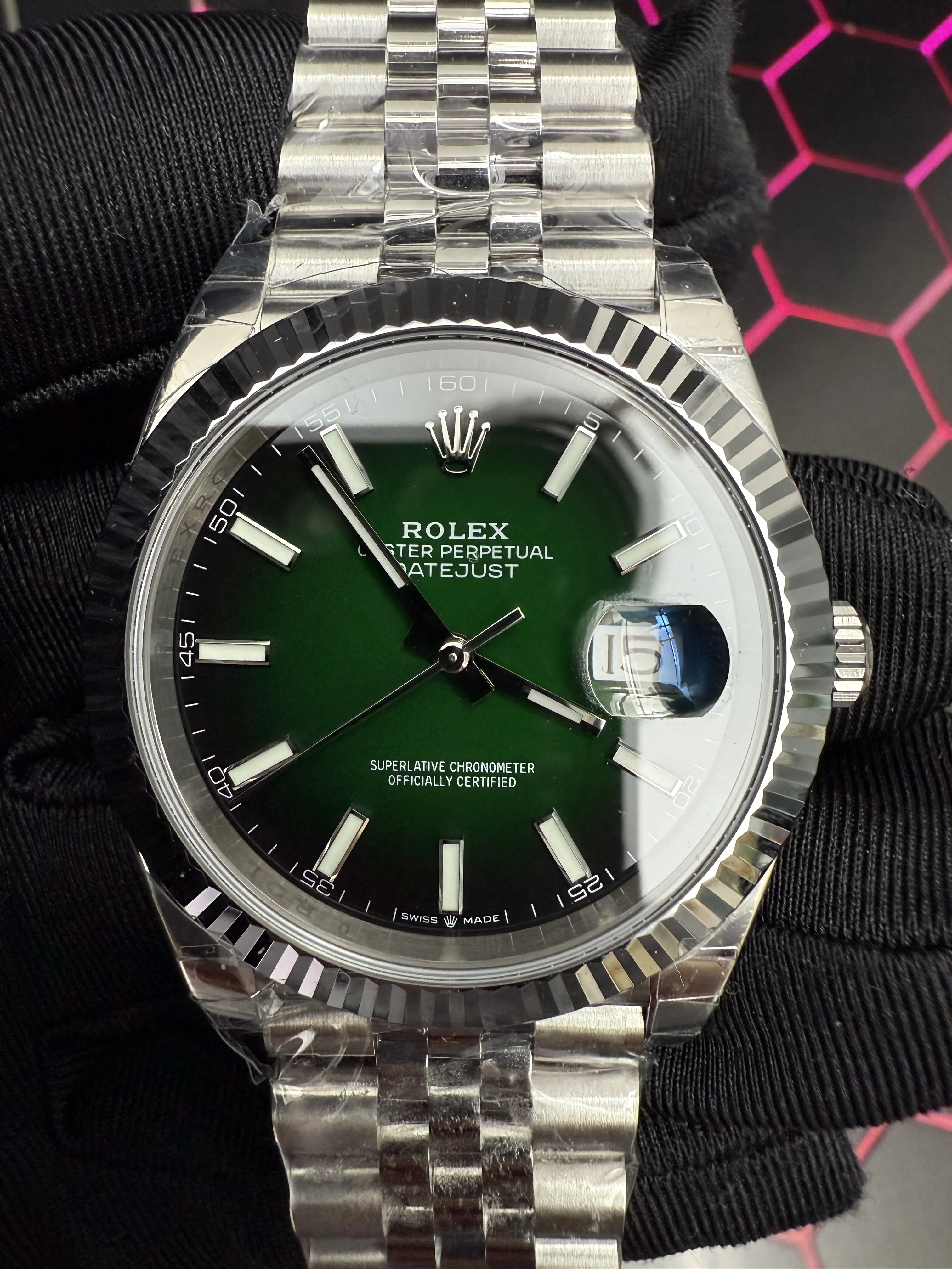 Rolex Datejust-Style Silver Emerald Green Dial Watch D391519512 — view 10