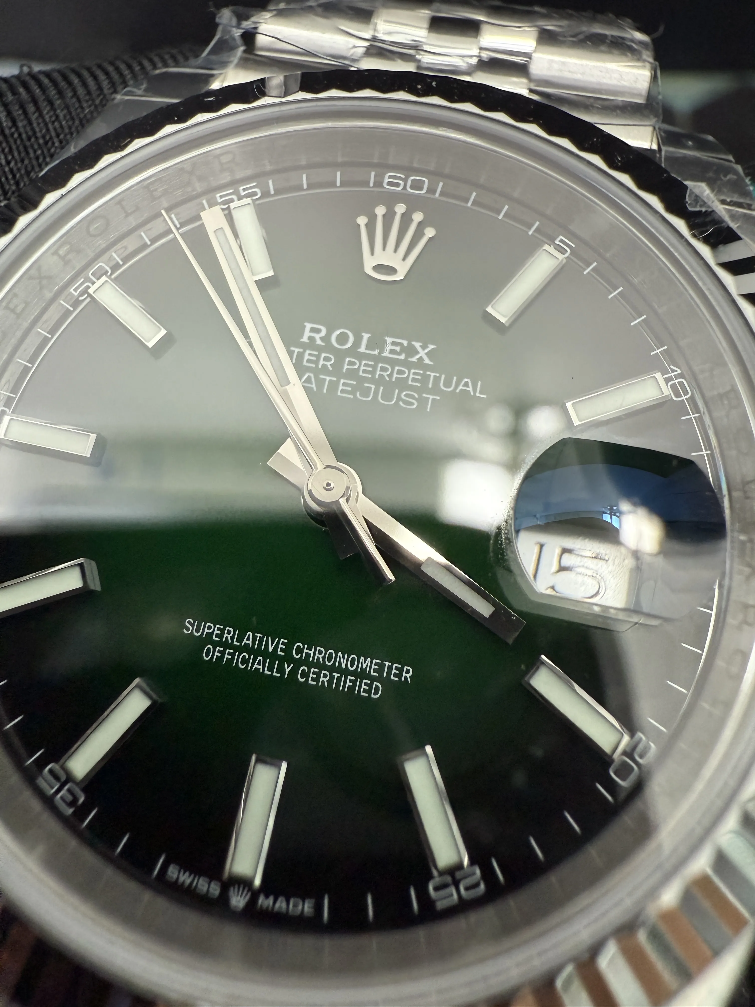 Rolex Datejust-Style Silver Emerald Green Dial Watch D391519512 — view 12
